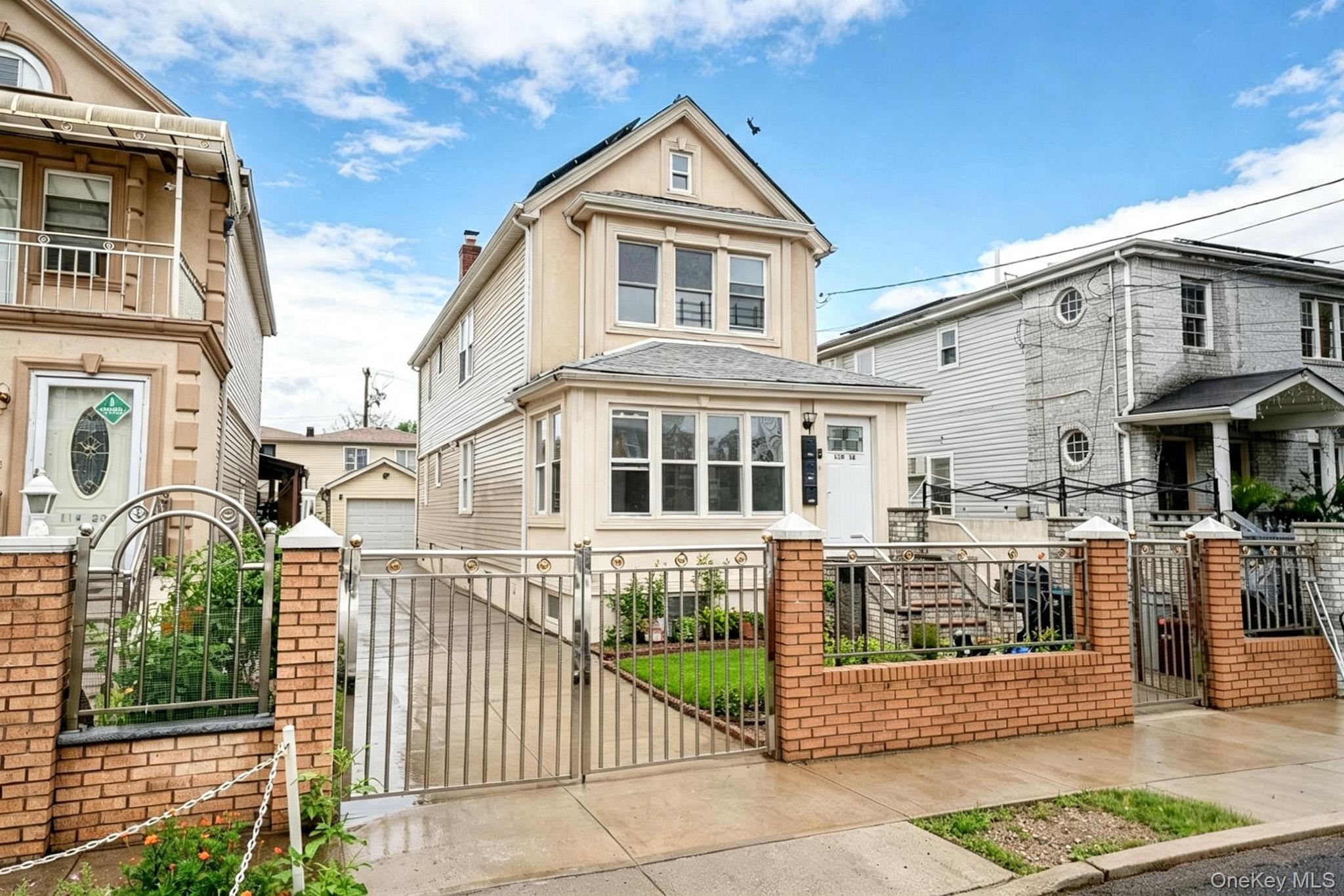 1st image of 119 16 164th St, New York, NY 11434 | MLS# 1034994