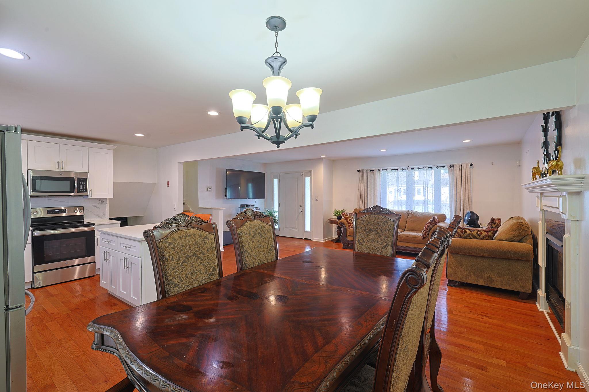 4th image of 1 Forest Ln, New Windsor, NY 12577 | MLS# 1035024