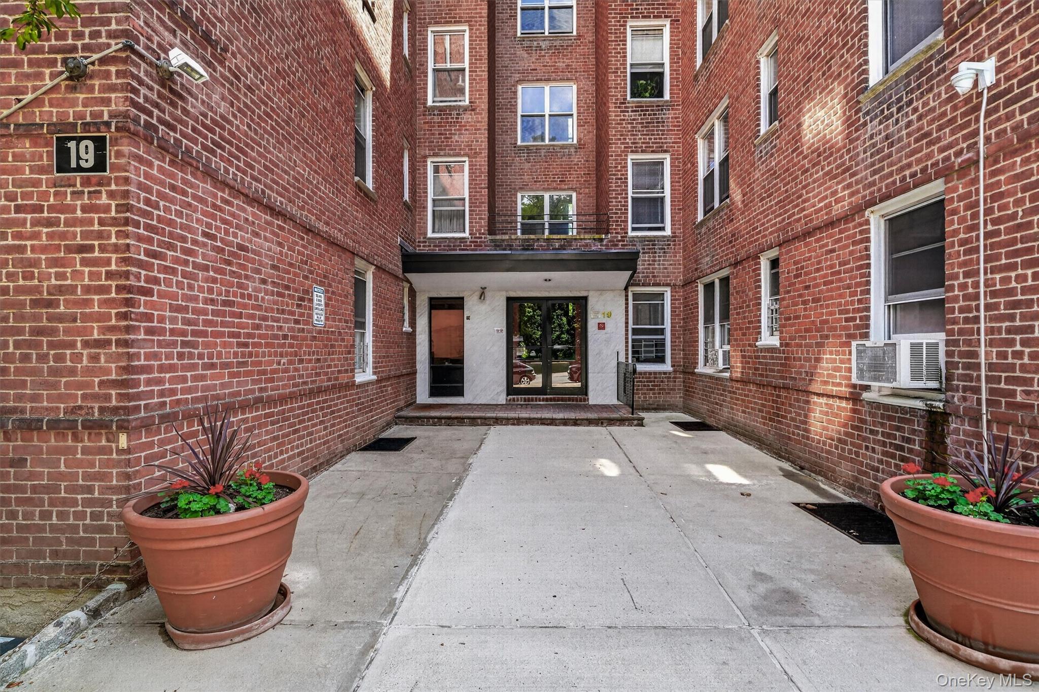 39th image of 19 Abeel St #4H, Yonkers, NY 10705 | MLS# 1035041