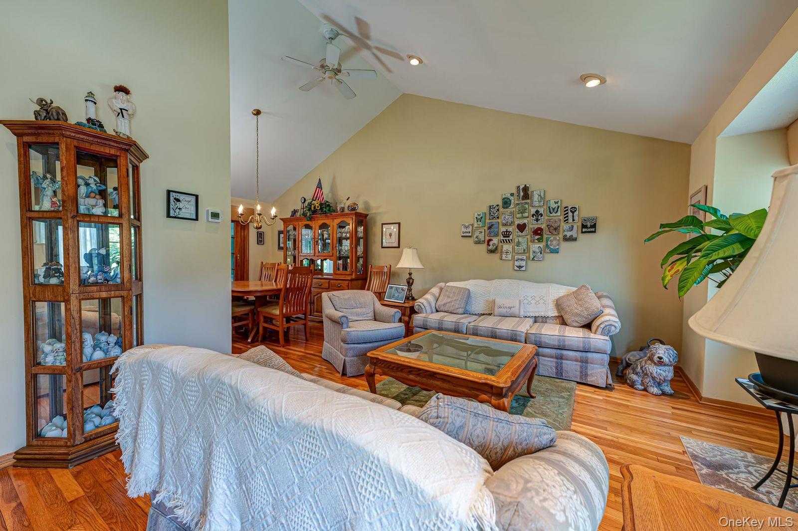 2nd image of 10 Meredith Dr, Huntington, NY 11740 | MLS# 1035066