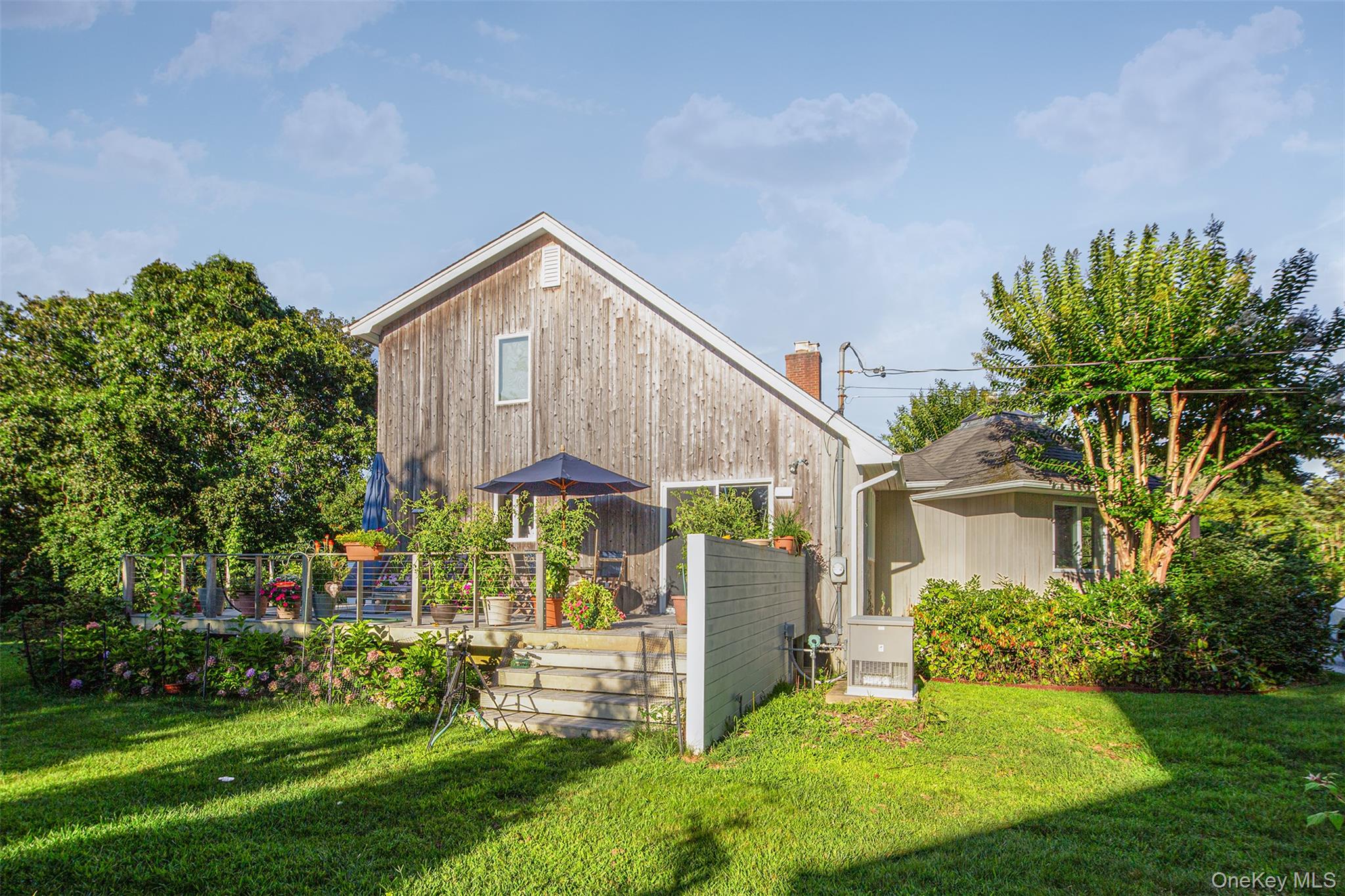 2nd image of 33 Hilltop Rd, Southampton, NY 11968 | MLS# 1035074
