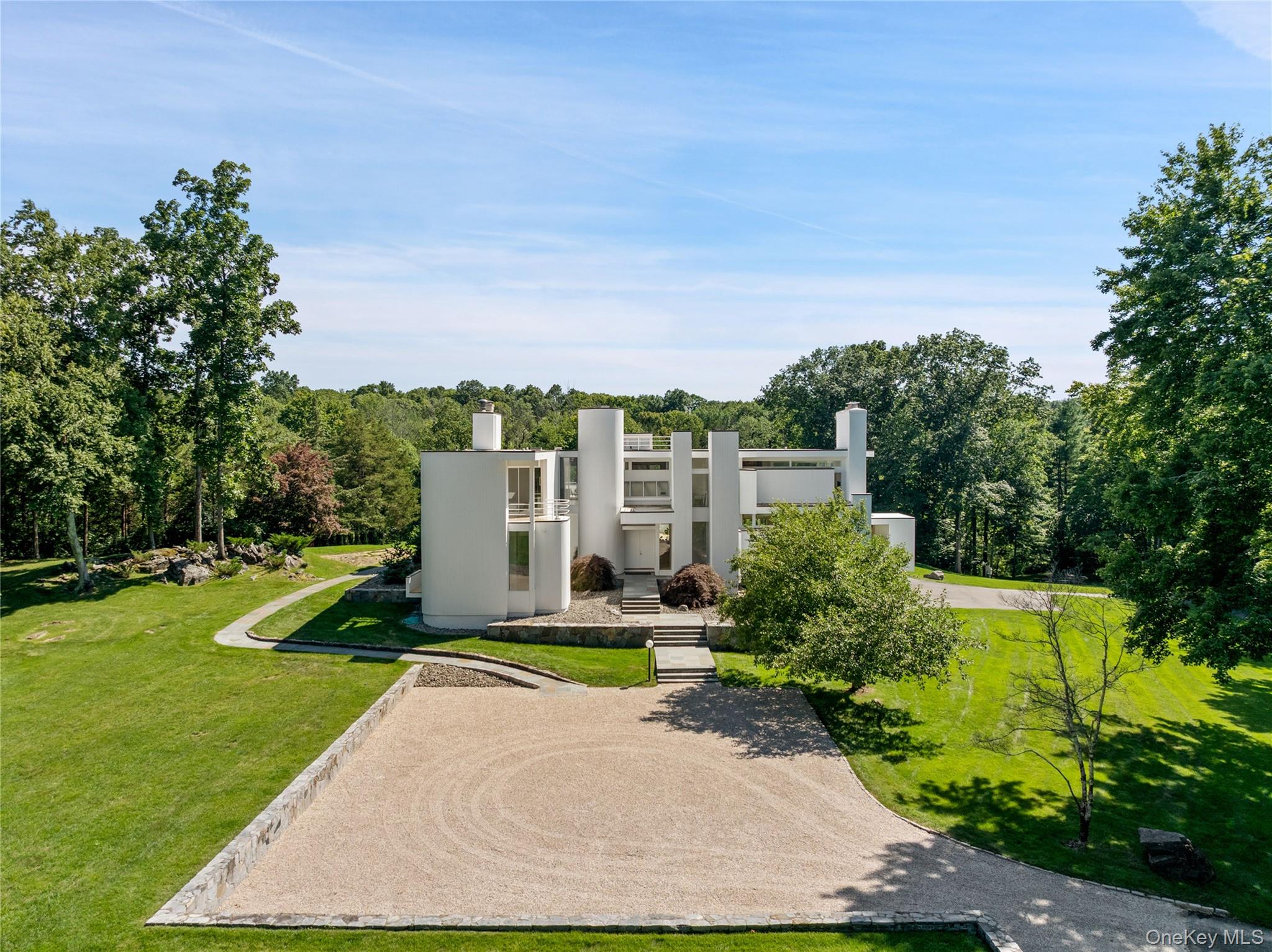 42nd image of 10 Dogwood Hills Rd, Pound Ridge, NY 10576 | MLS# 1035090