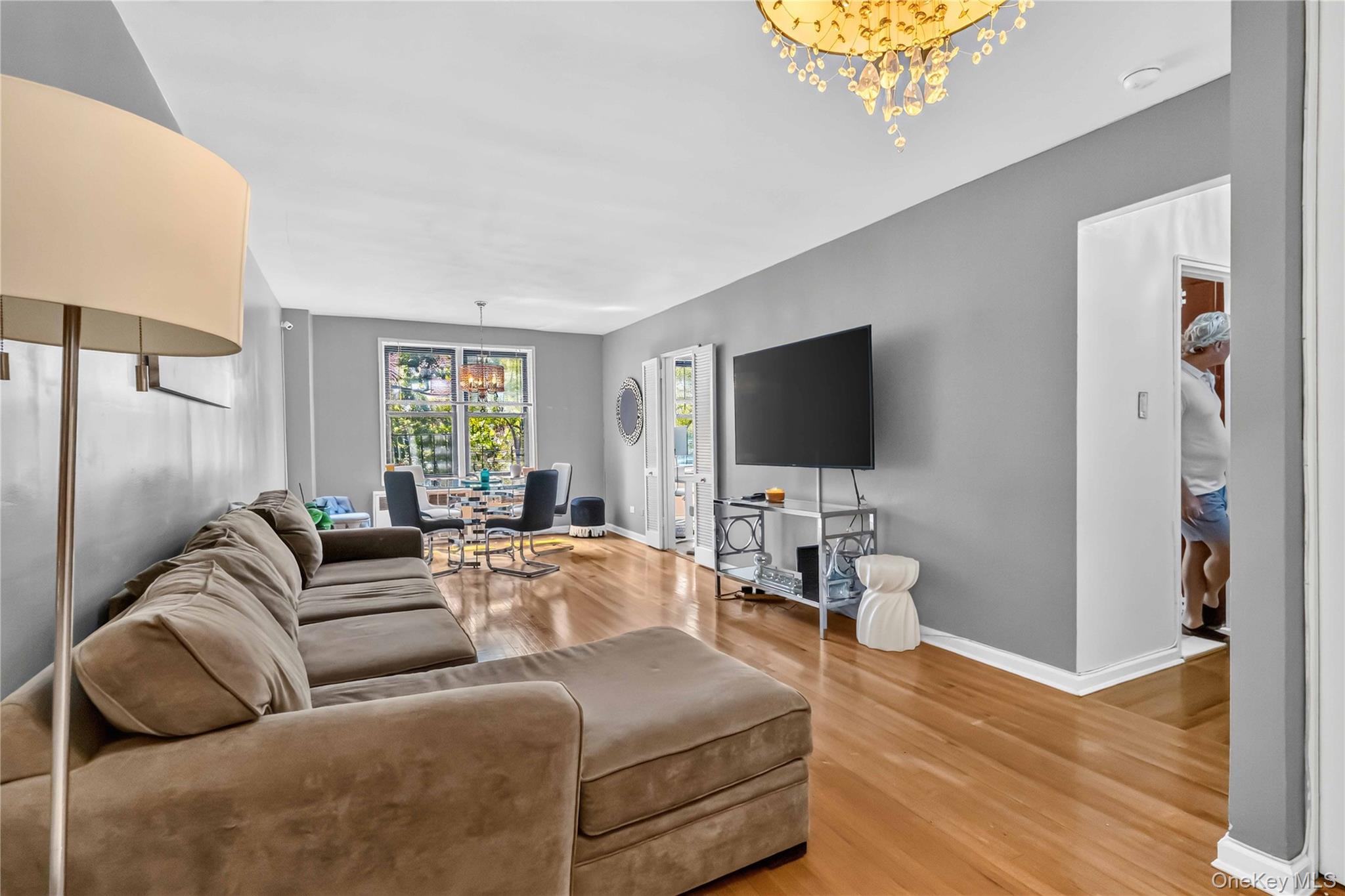 2nd image of 665 Thwaites Pl #5H, New York, NY 10467 | MLS# 1035102
