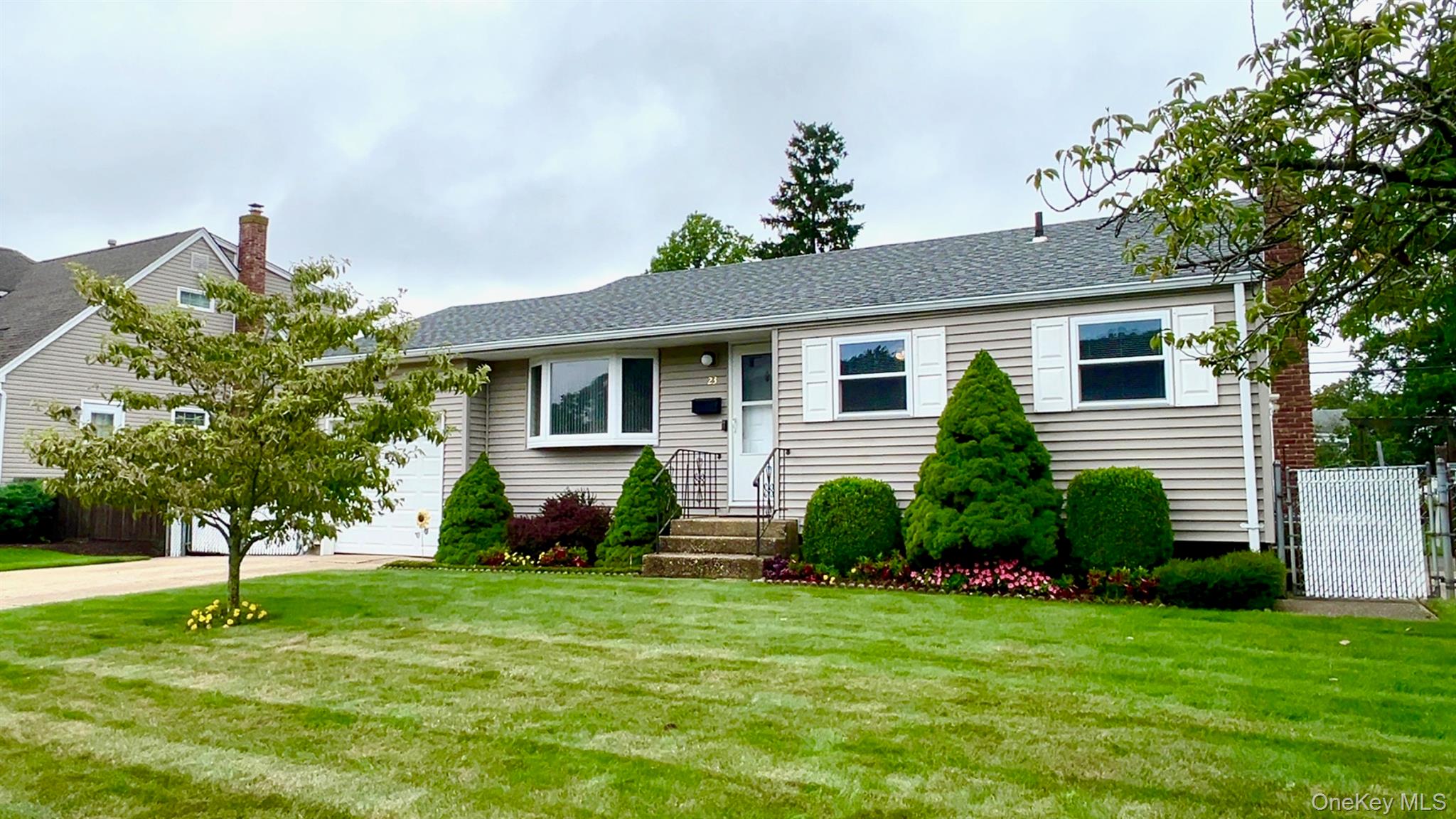 1st image of 23 Franklin St, Islip, NY 11751 | MLS# 1035104