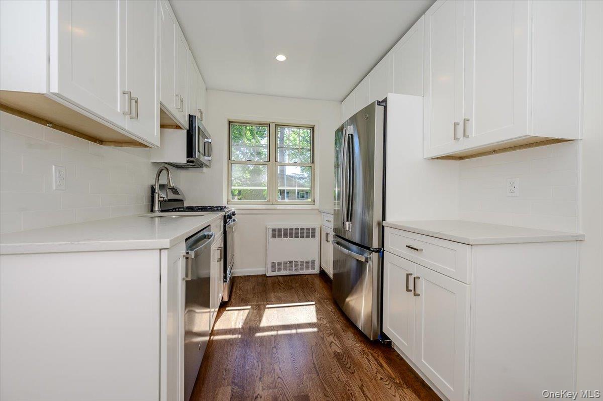 5th image of 2 N Lewis Pl, Hempstead, NY 11570