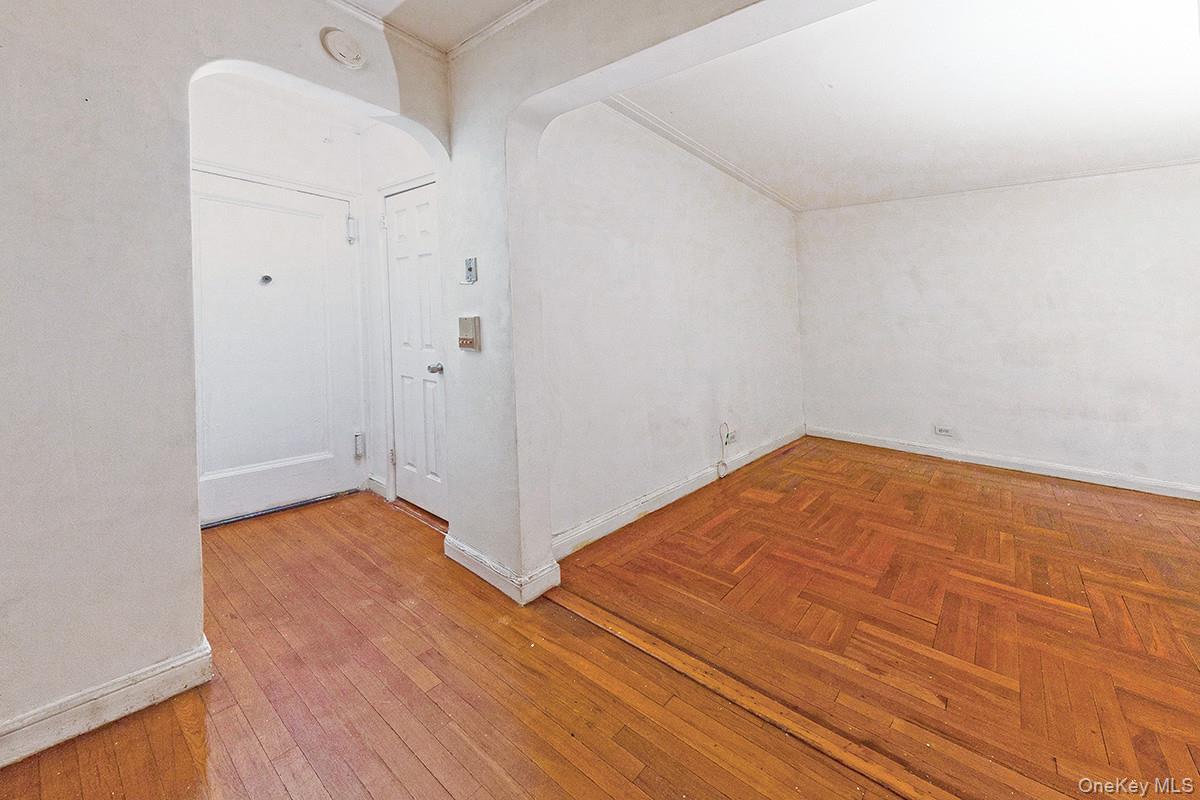 2nd image of 3017 Riverdale Ave #2H, New York, NY 10463 | MLS# 1035167