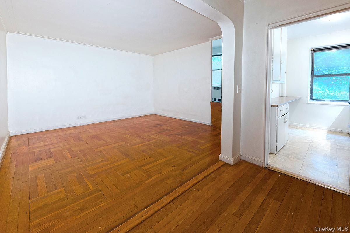 4th image of 3017 Riverdale Ave #2H, New York, NY 10463 | MLS# 1035167