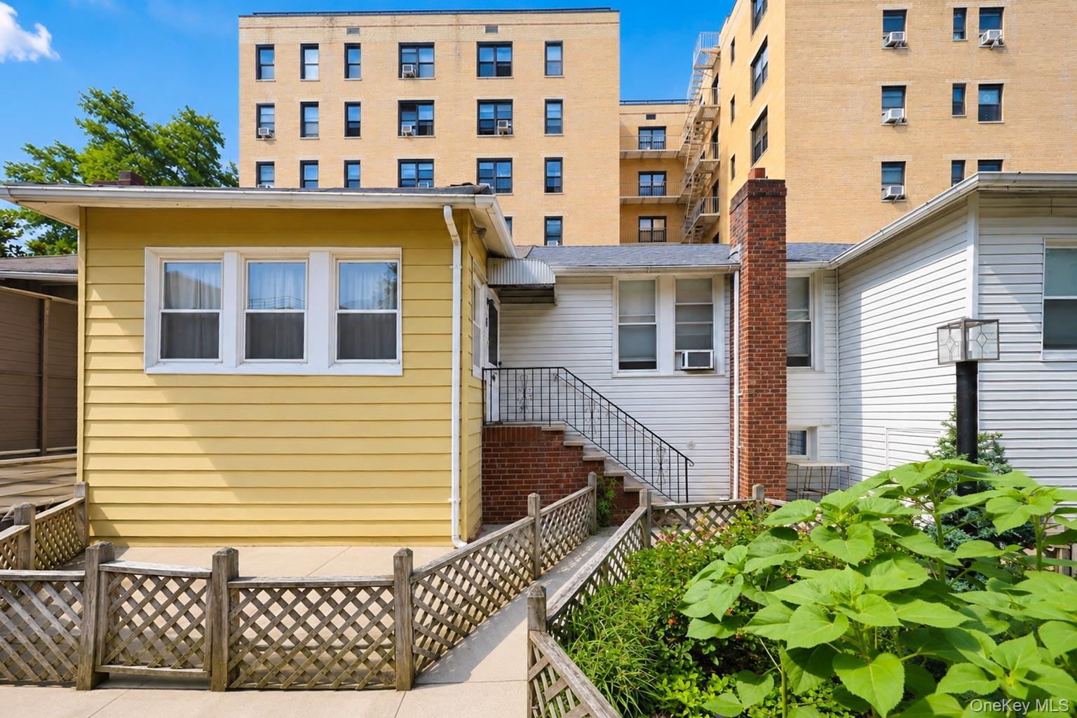 2nd image of 30 West End Ave #6, New York, NY 11235 | MLS# 1035174