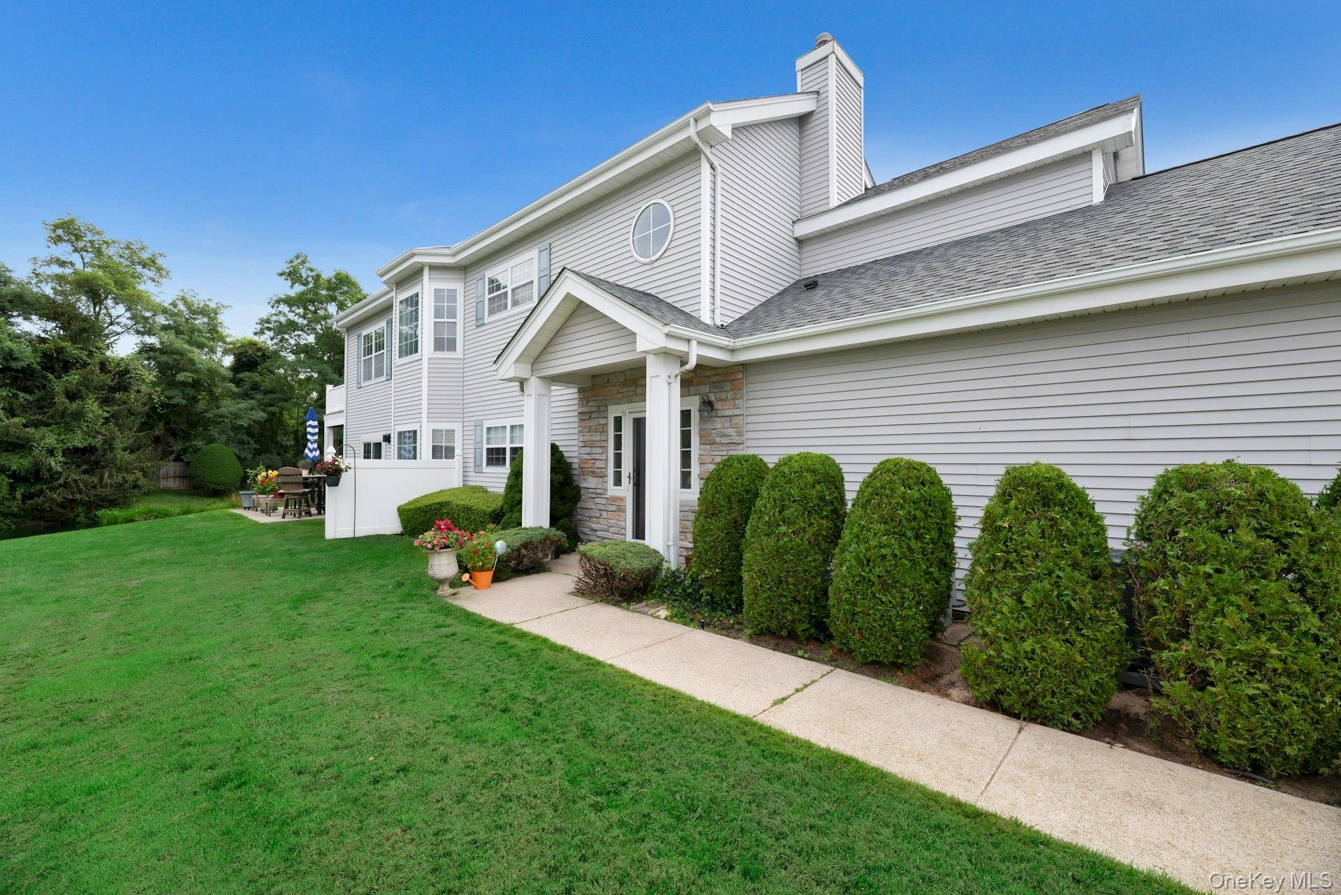 2nd image of 533 Highland Ct, Brookhaven, NY 11955 | MLS# 1035179