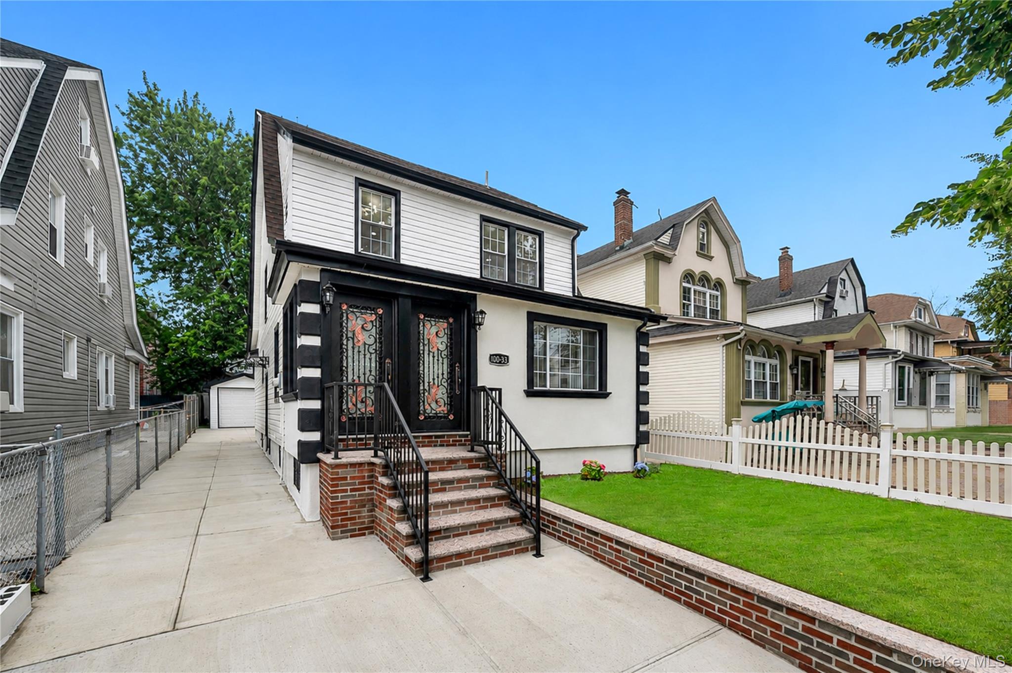 2nd image of 100 33 205th St, New York, NY 11423 | MLS# 1035187