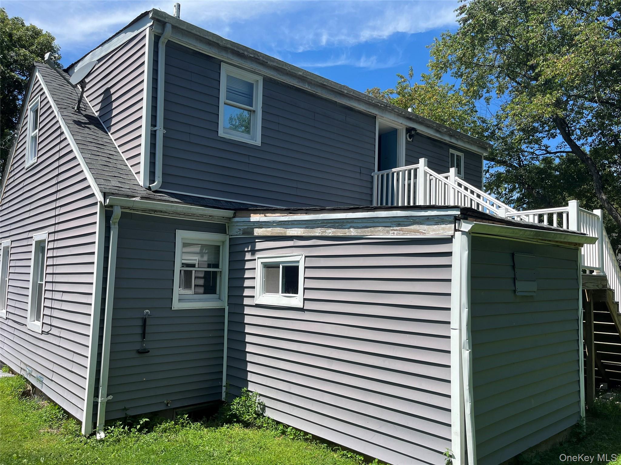3rd image of 32 7Th Ave S, Huntington, NY 11746 | MLS# 1035198