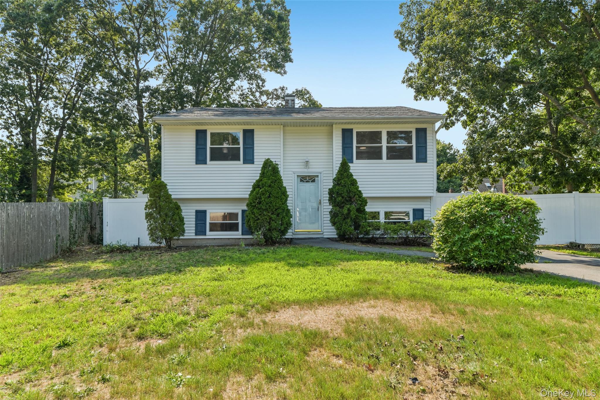 1st image of 4 Beechwood Dr, Brookhaven, NY 11967 | MLS# 1035203