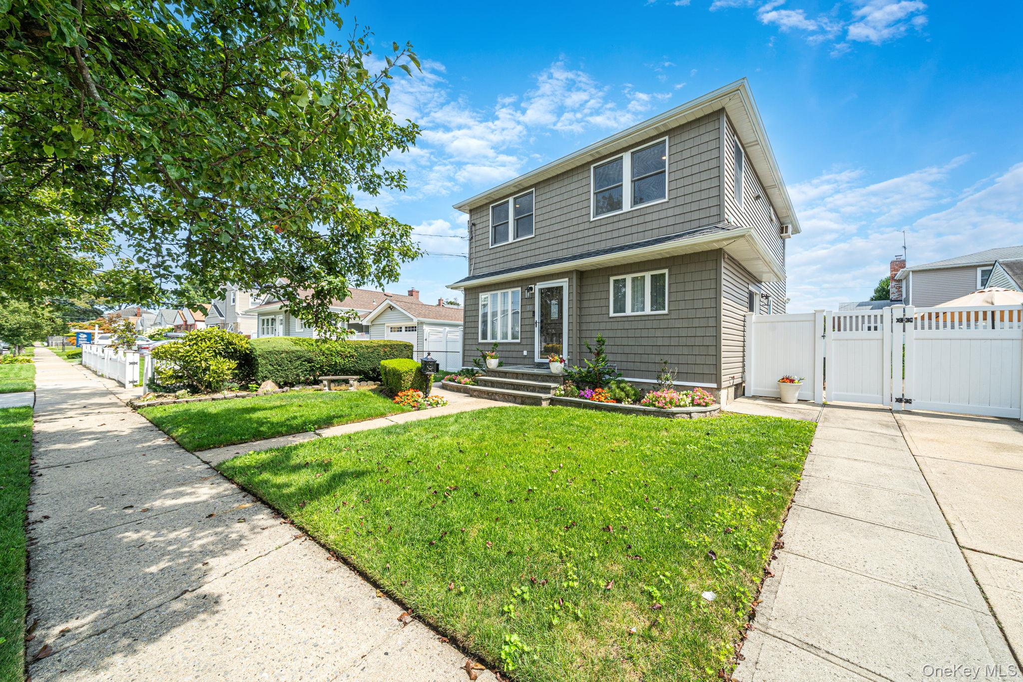 3rd image of 110 Bert Ave, Oyster Bay, NY 11590 | MLS# 1035217