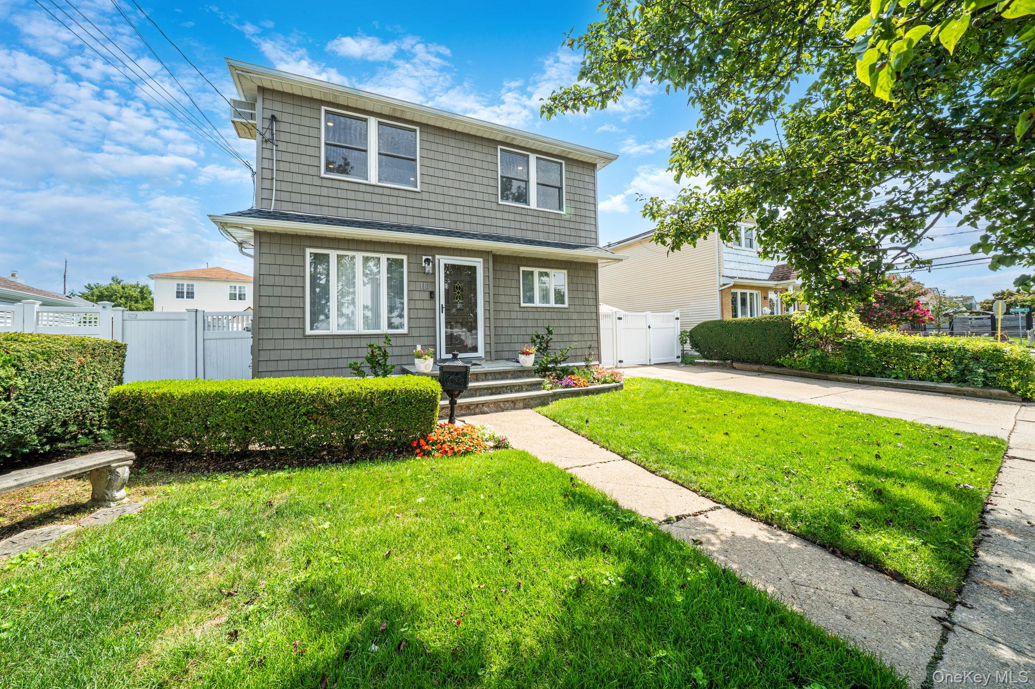 2nd image of 110 Bert Ave, Oyster Bay, NY 11590 | MLS# 1035217