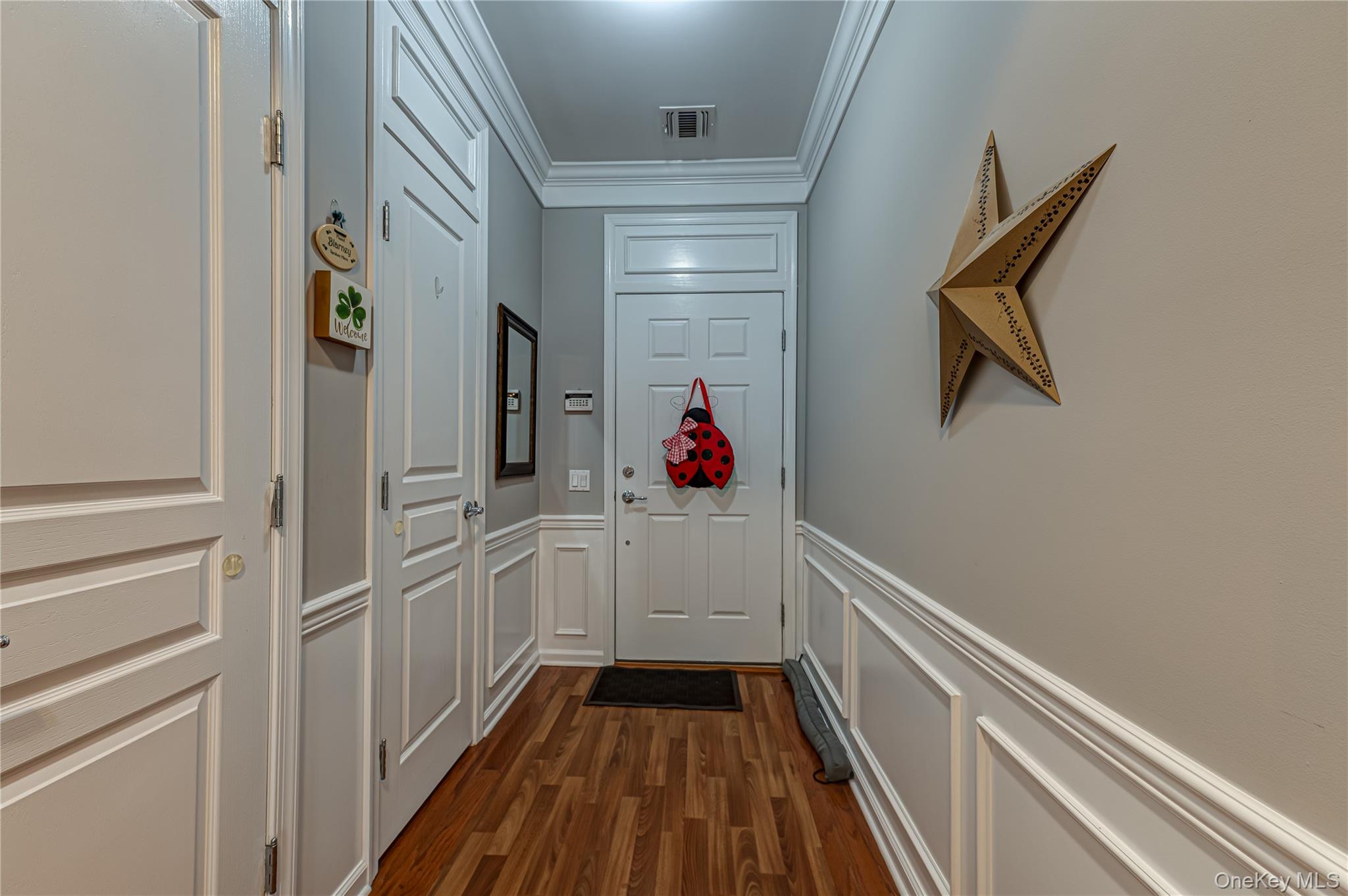2nd image of 169 Southampton Dr, Oyster Bay, NY 11758 | MLS# 1035229