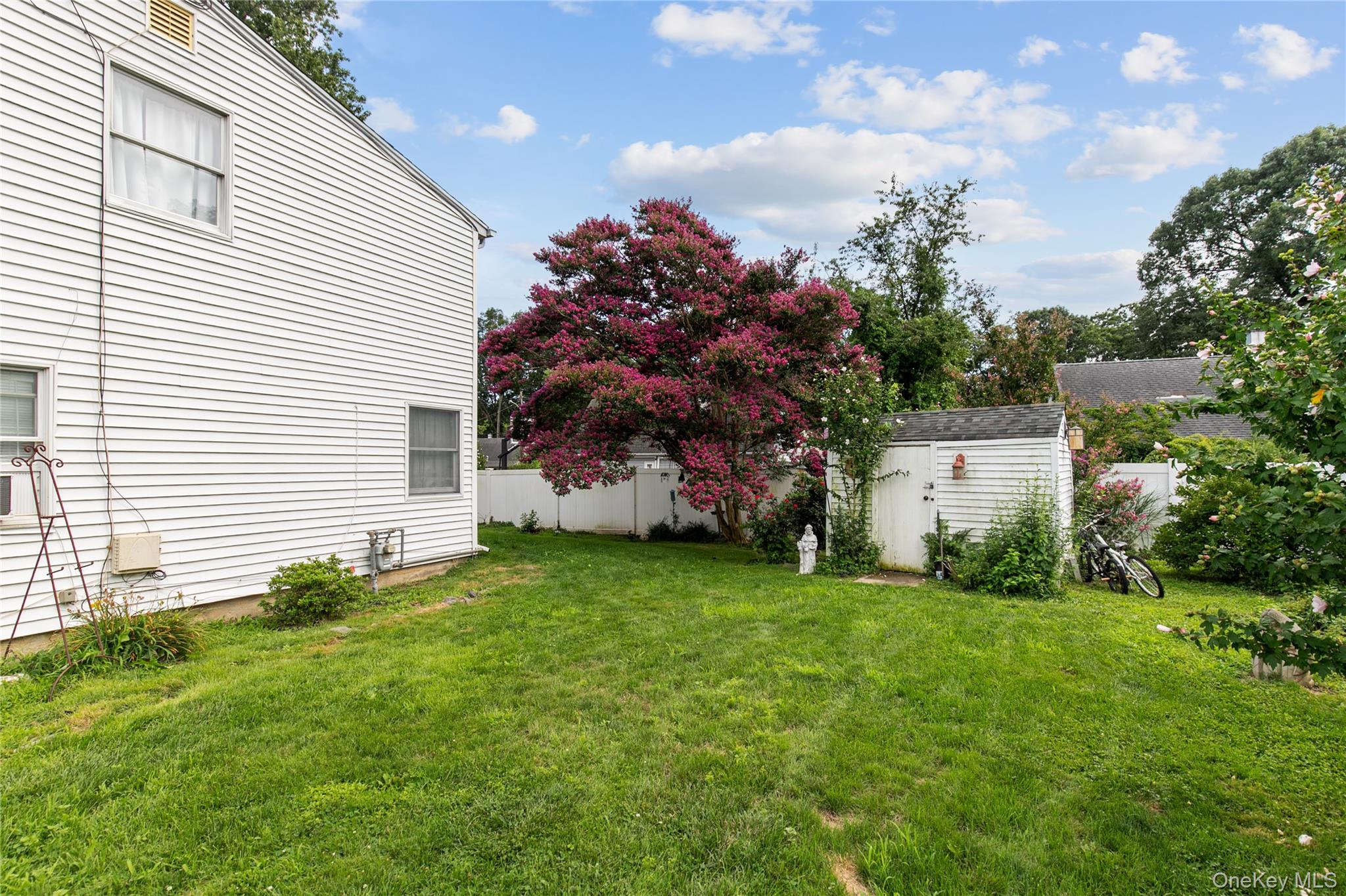 21st image of 713 Wren Ct, Hempstead, NY 11552 | MLS# 1035233