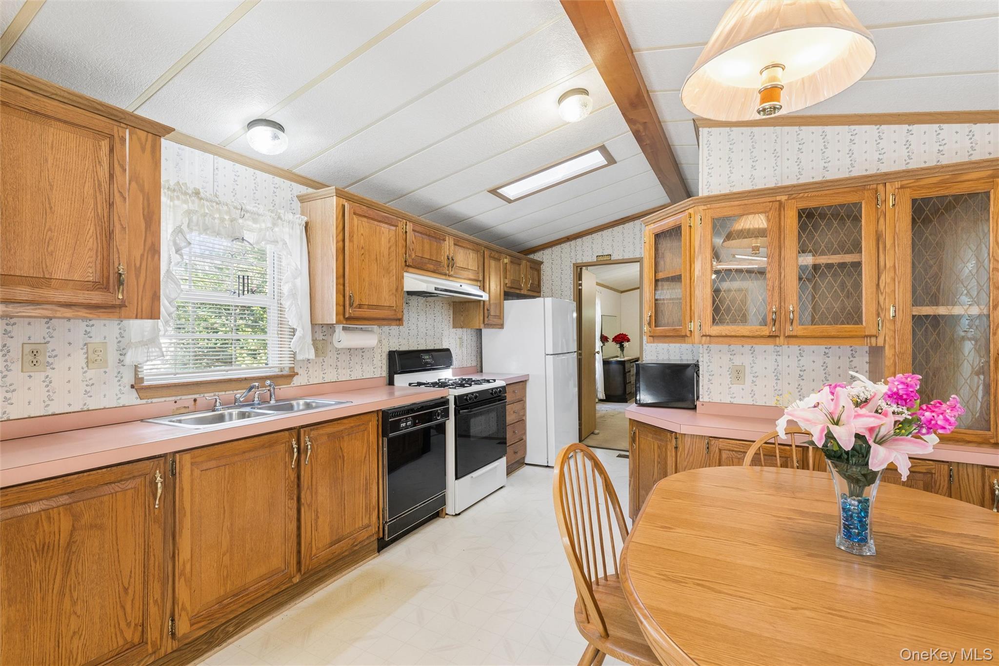 4th image of 1661 Old Country Rd #254, Riverhead, NY 11901 | MLS# 1035236