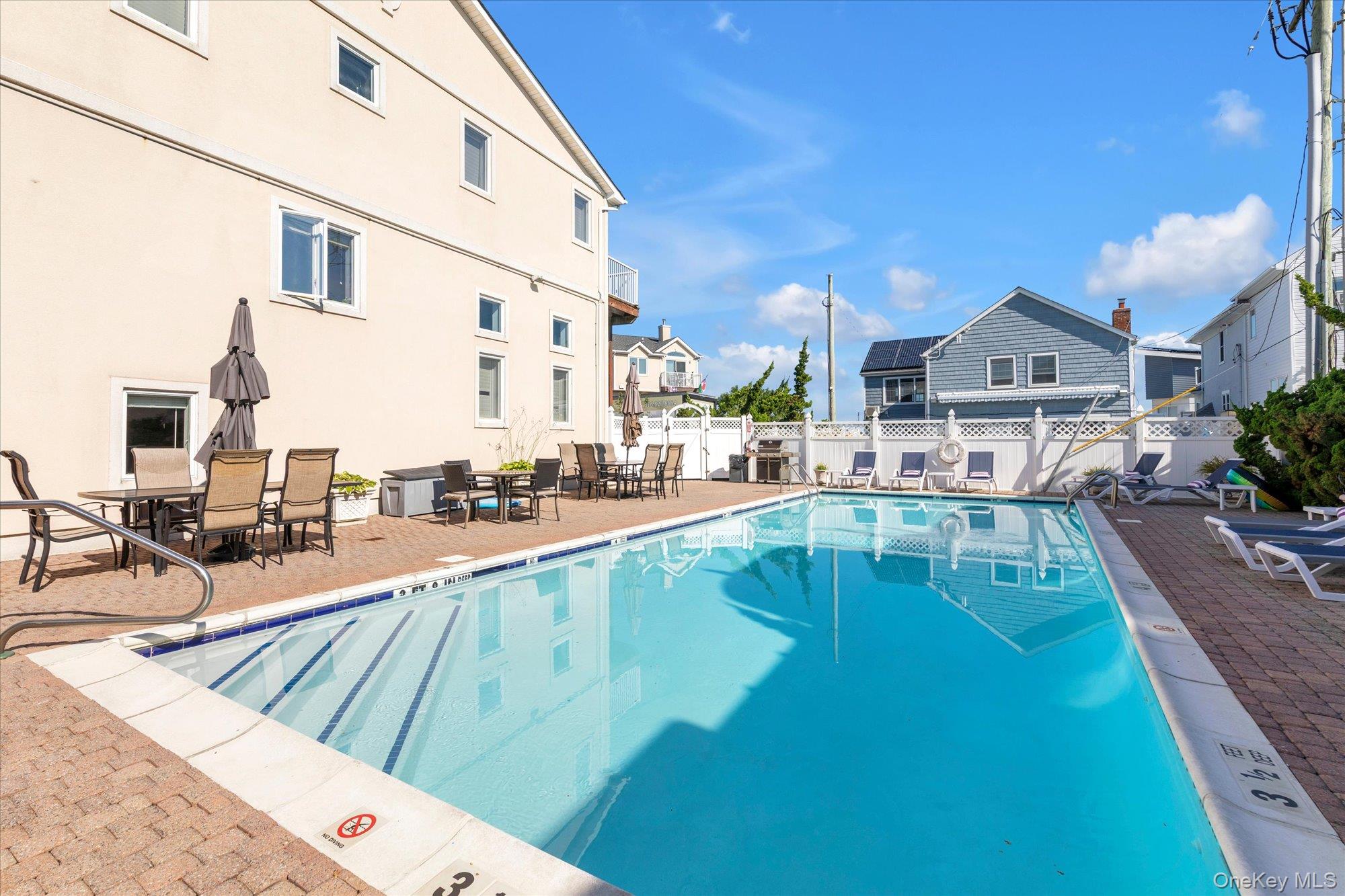4th image of 775 W Park Ave, Long Beach, NY 11561
