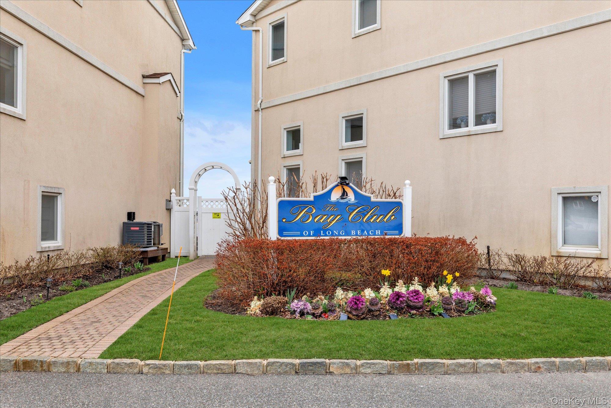 3rd image of 775 W Park Ave, Long Beach, NY 11561