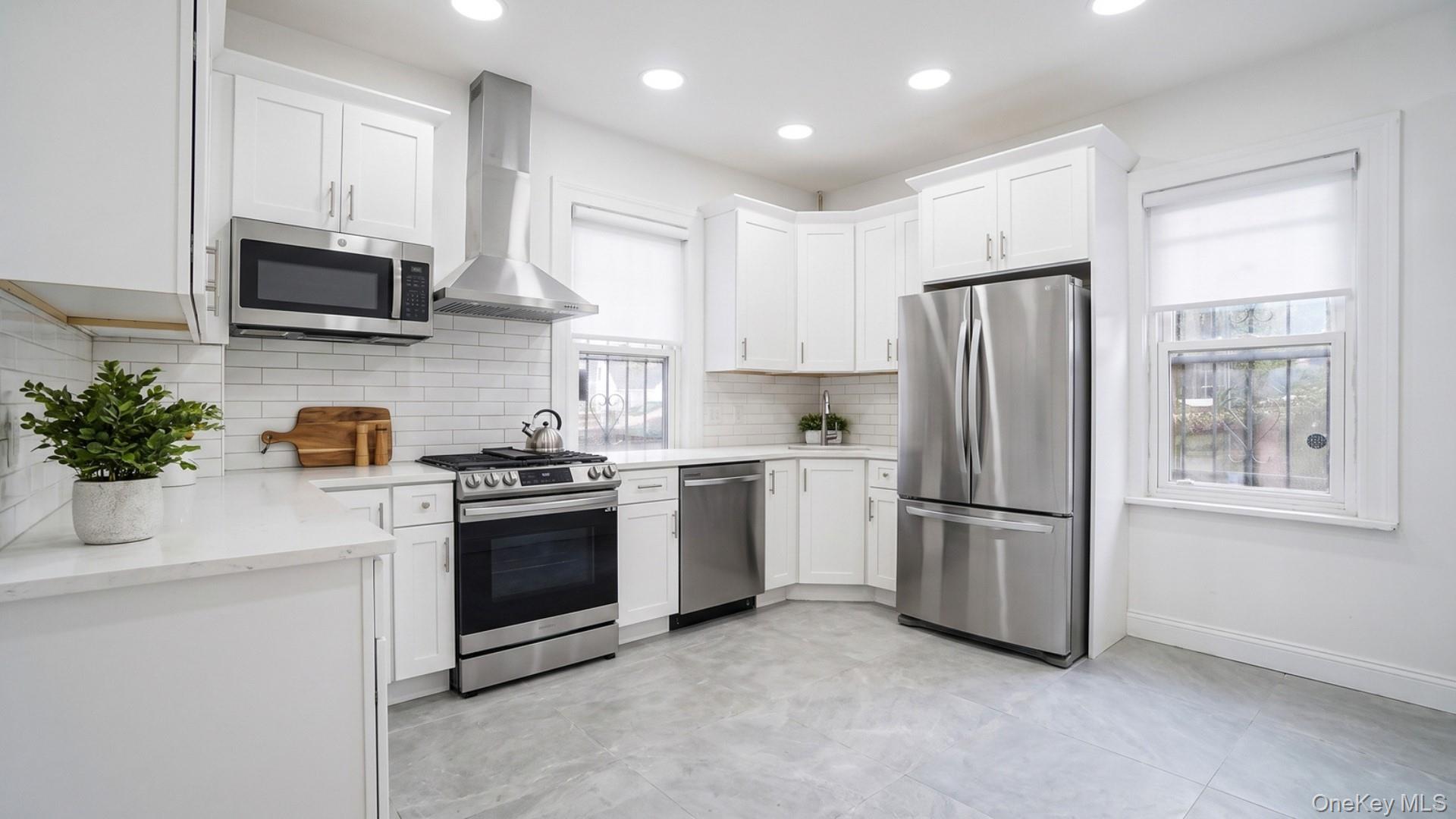 3rd image of 6 Johnson St, Mount Vernon, NY 10550 | MLS# 1035378