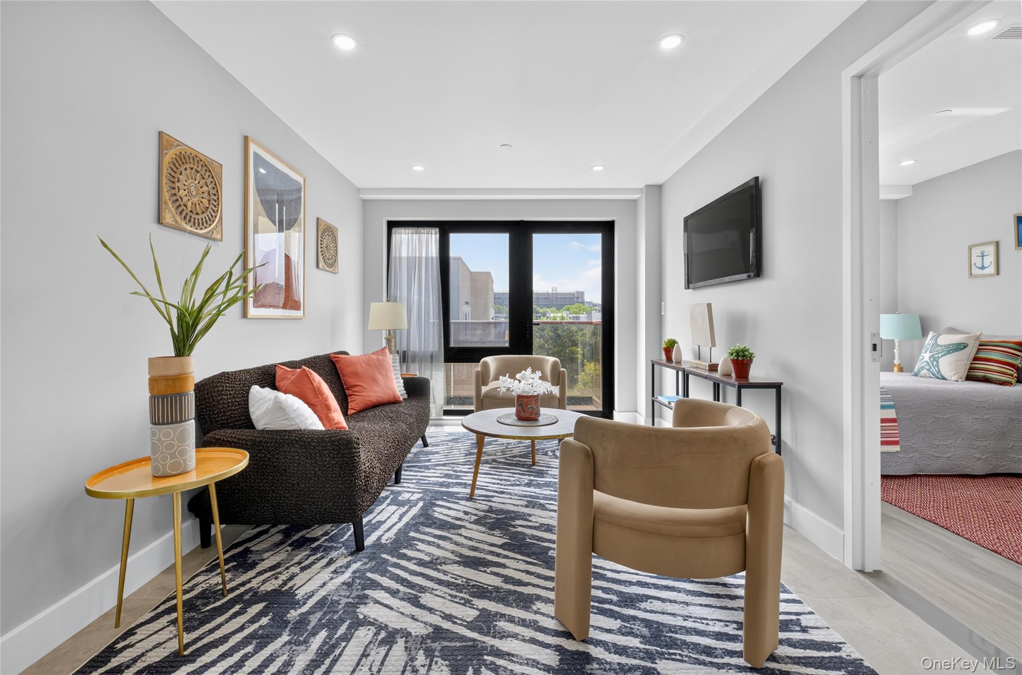2nd image of 643 5th Ave #6D, New York, NY 11215 | MLS# 1035386