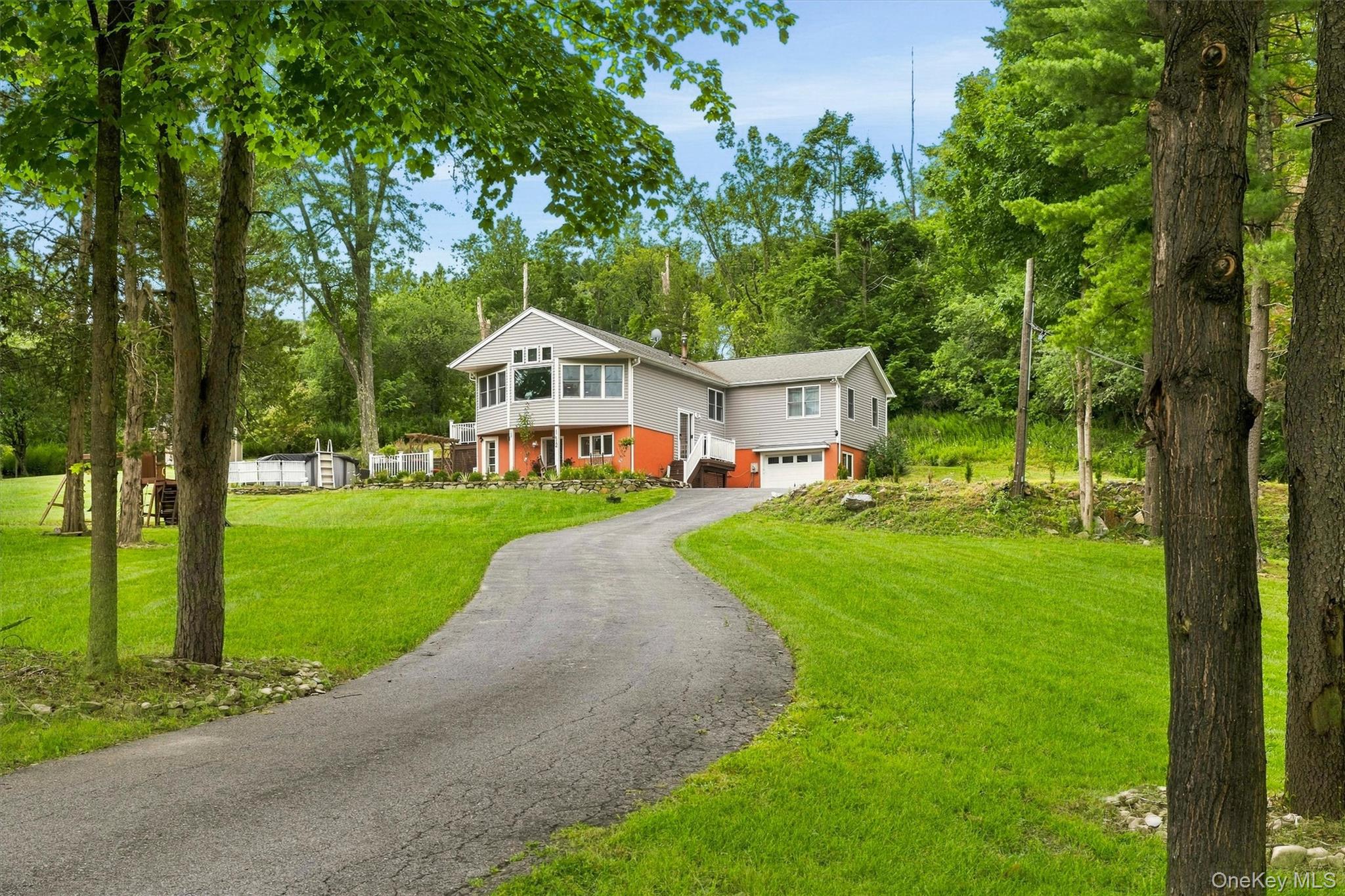 1st image of 412 Laroe Rd, Chester Town, NY 10918 | MLS# 1035387