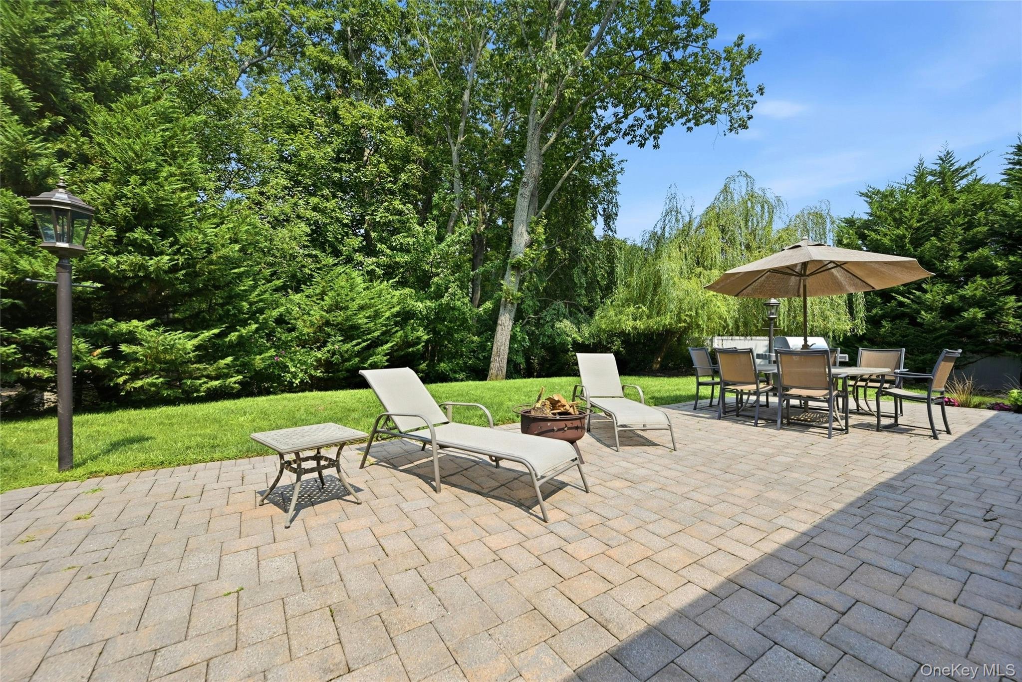 49th image of 54 Twin Oaks Dr, Smithtown, NY 11754 | MLS# 1035429