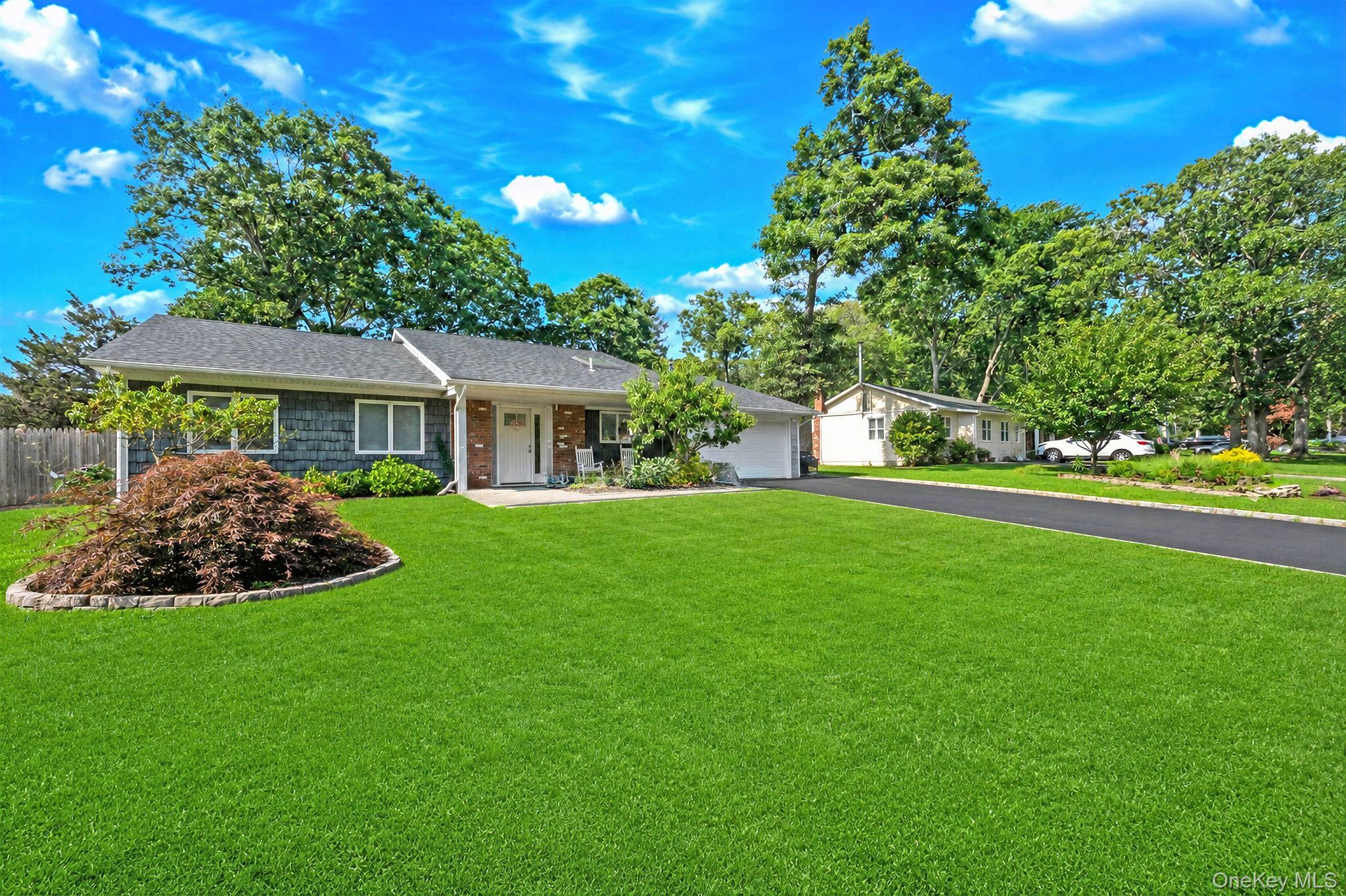2nd image of 60 Thomas St, Brookhaven, NY 11727 | MLS# 1035431