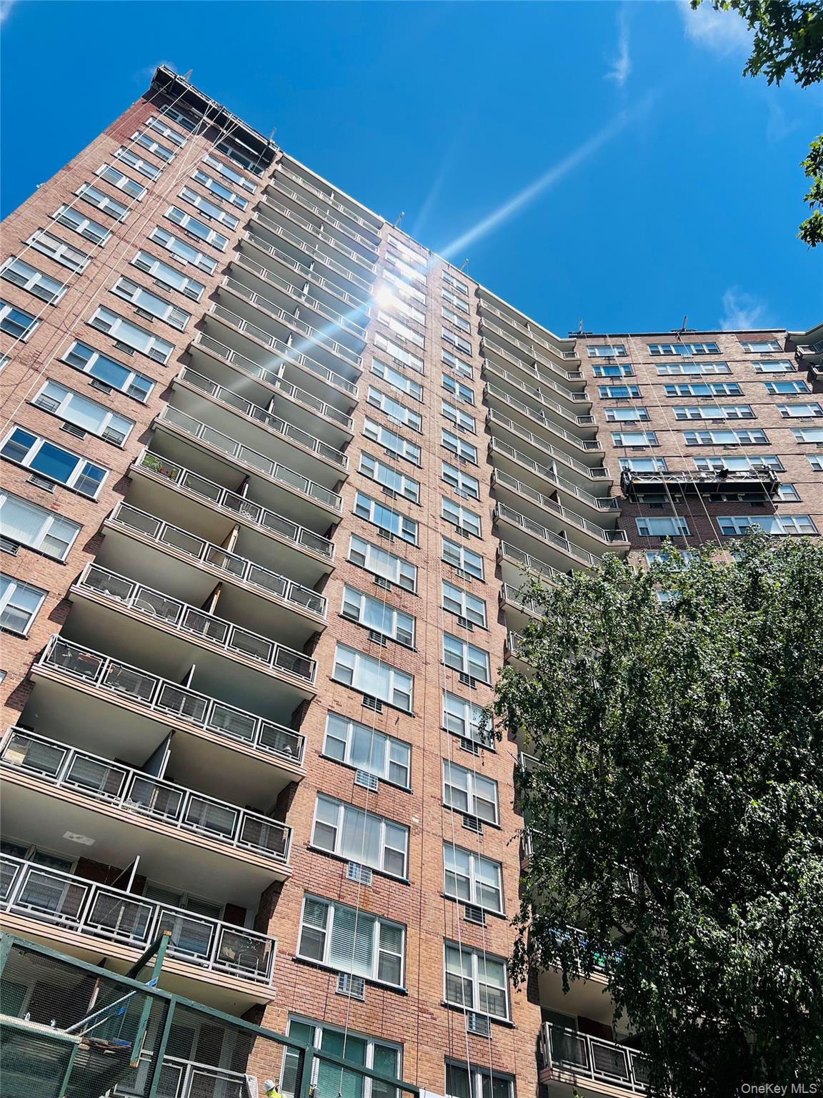 2nd image of 5700 Arlington Ave, New York, NY 10471