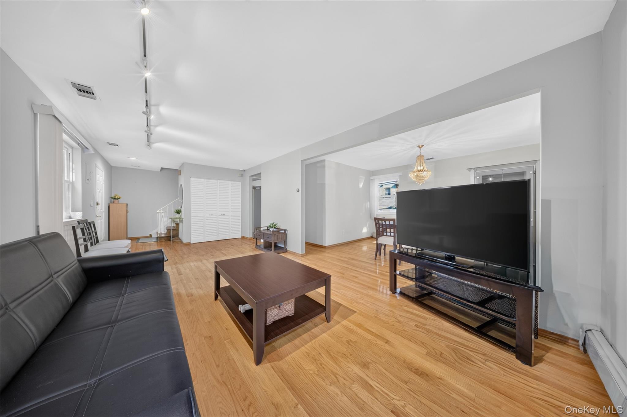 2nd image of 6861 Cloverdale Blvd #108, New York, NY 11364 | MLS# 1035450