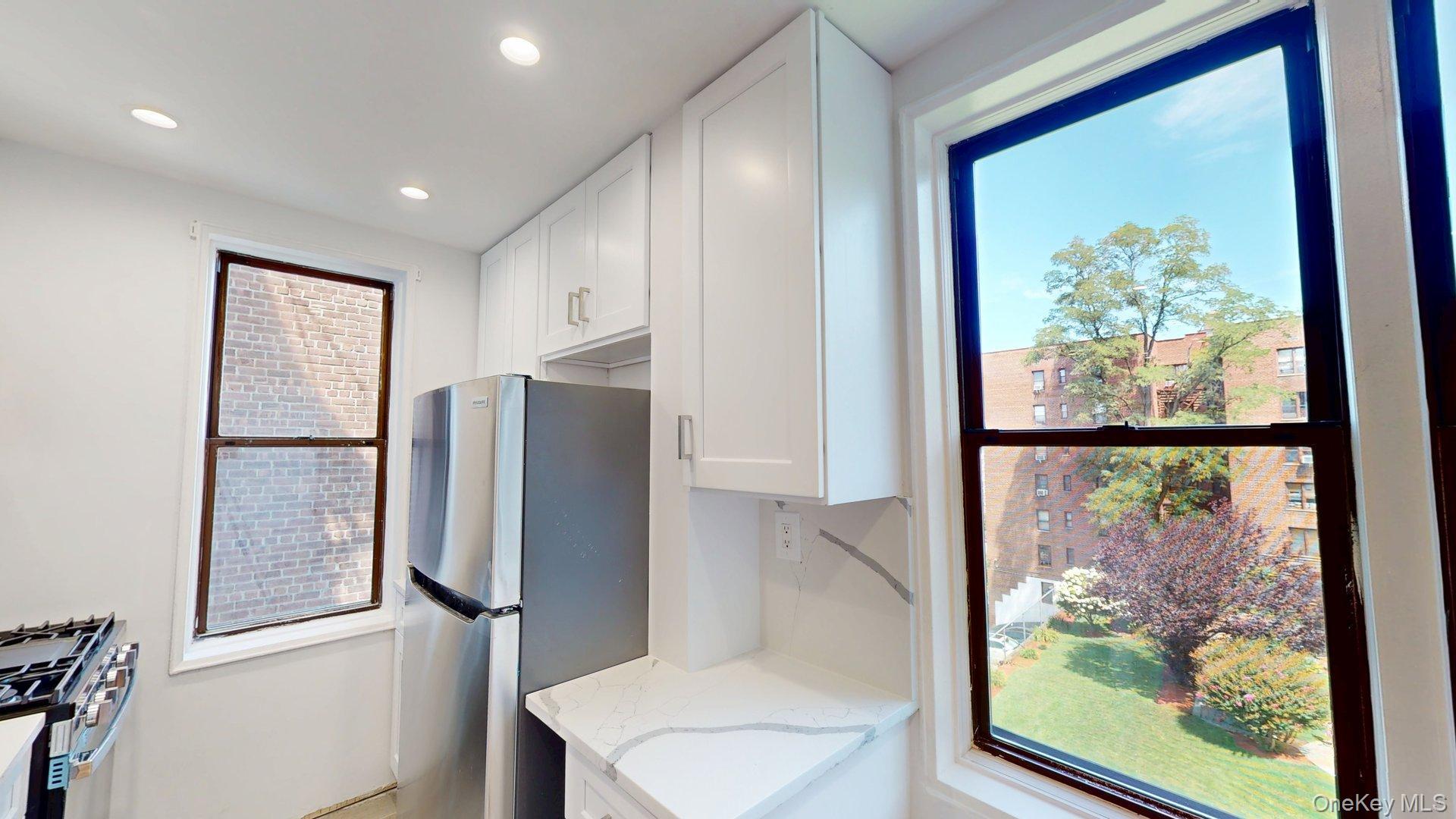 3rd image of 650 Warburton Ave #5D, Yonkers, NY 10701 | MLS# 1035454