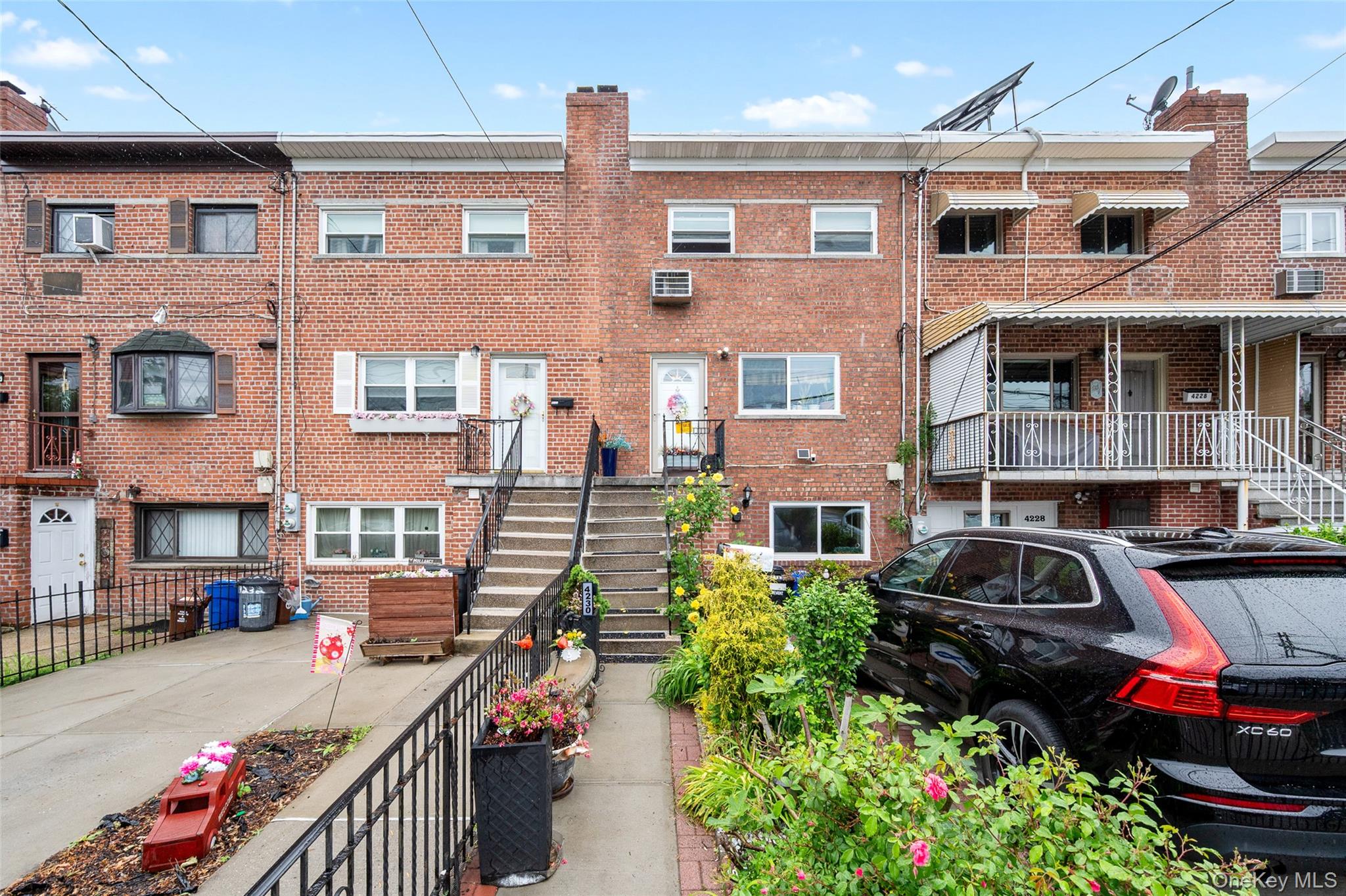 1st image of 4230 E Tremont Ave, New York, NY 10465 | MLS# 1035460