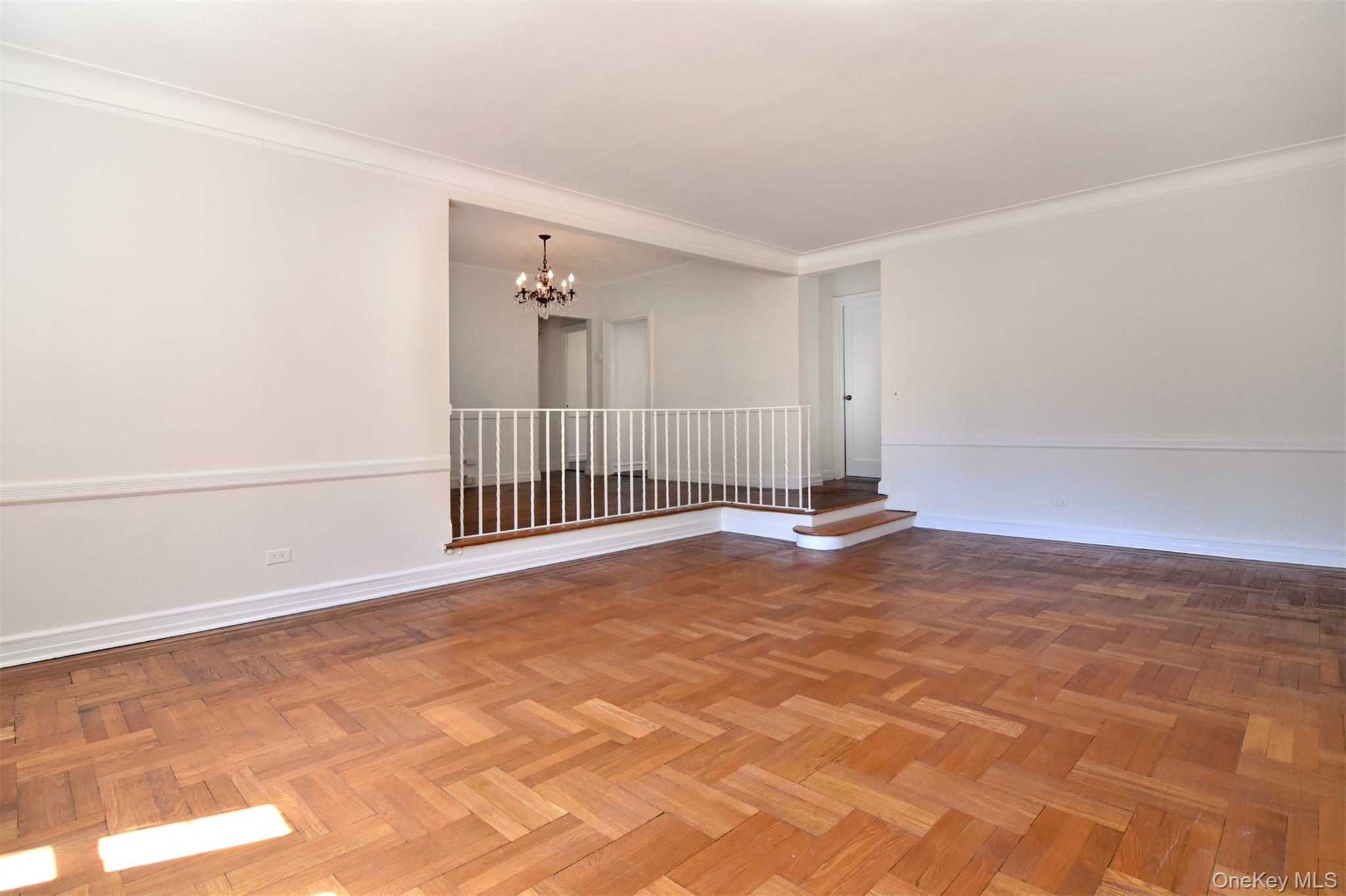 5th image of 35 Parkview Ave #3E, Yonkers, NY 10708 | MLS# 1035465