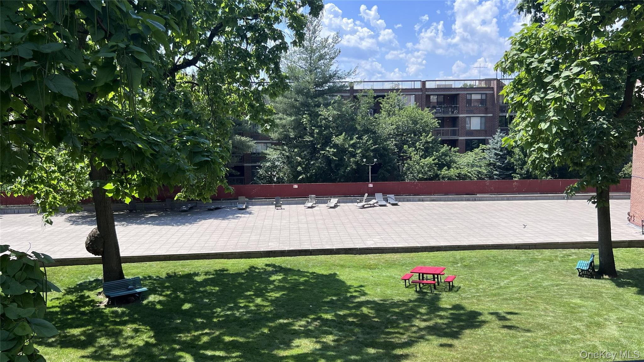 2nd image of 290 Collins Ave, Mount Vernon, NY 10552