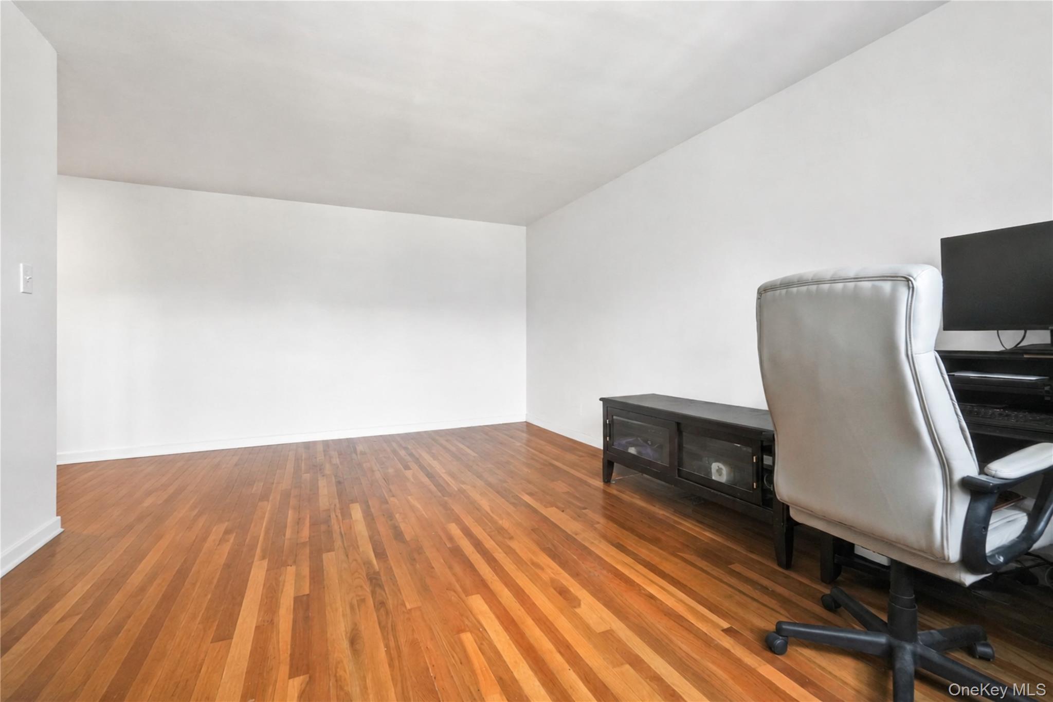 4th image of 29-09 137Th St #3L, New York, NY 11354 | MLS# 1035497