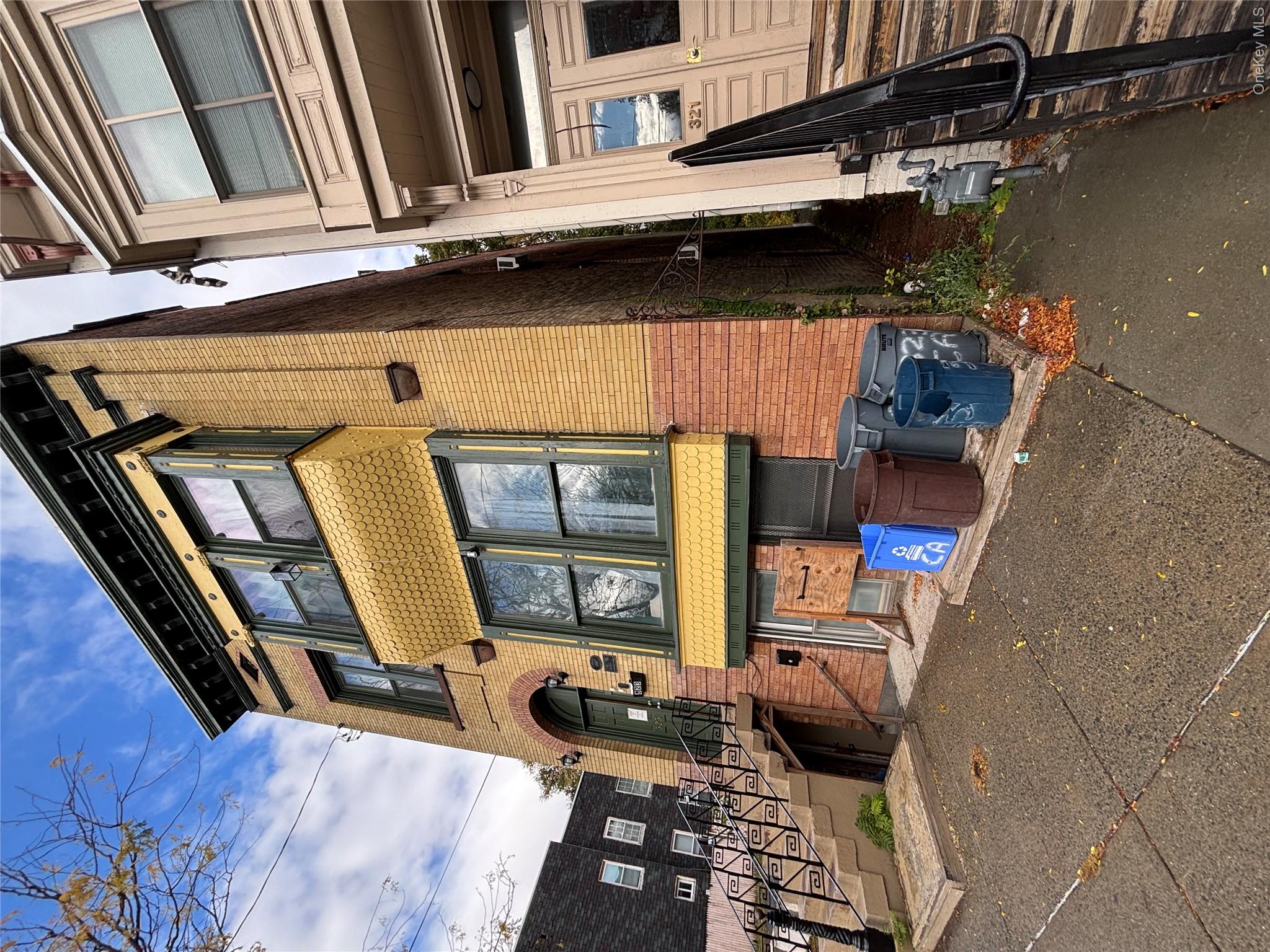 2nd image of 323 Clinton Ave, Albany, NY 12210 | MLS# 1035553
