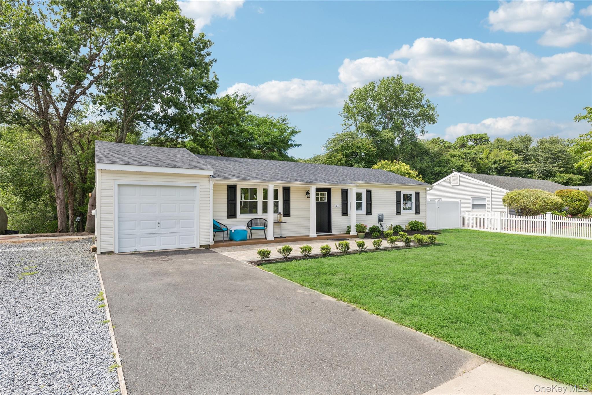 33rd image of 91 Circle Dr W, Brookhaven, NY 11772 | MLS# 1035597