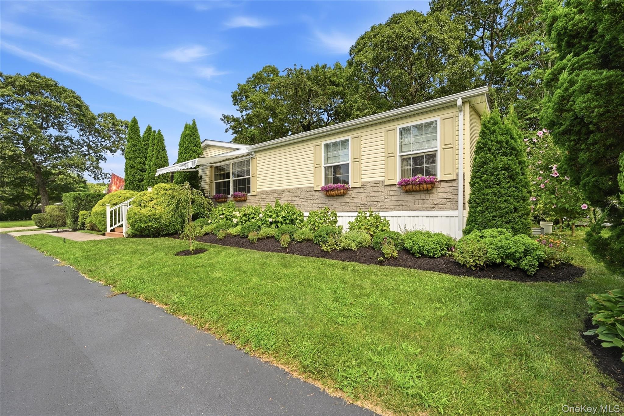 2nd image of 37 Unit 88 Hubbard Ave #88, Riverhead, NY 11901 | MLS# 1035667