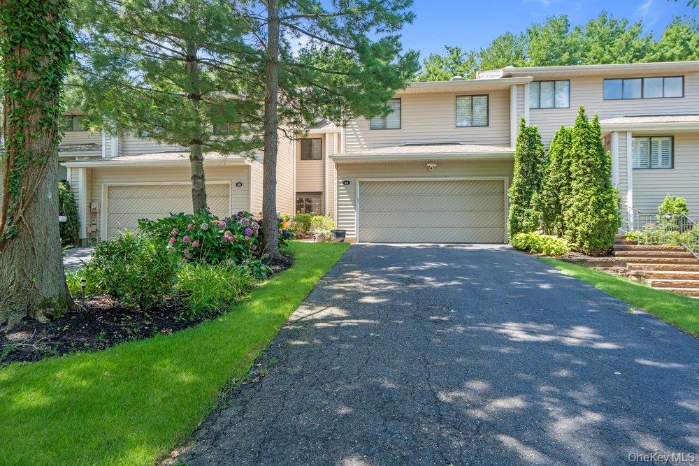 1st image of 48 Chestnut Ln, Oyster Bay, NY 11797 | MLS# 1035676