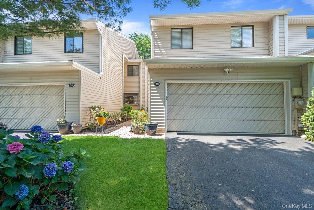2nd image of 48 Chestnut Ln, Oyster Bay, NY 11797 | MLS# 1035676