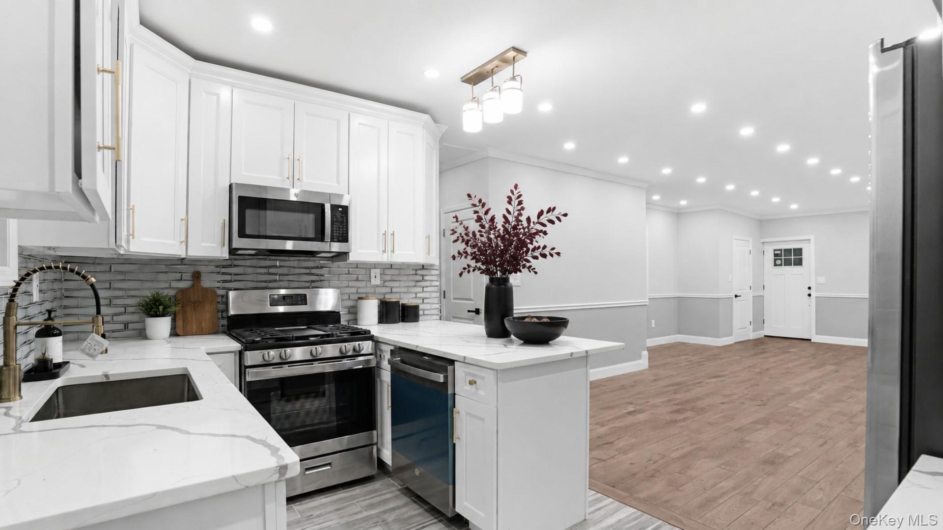 4th image of 128 E 238Th St, New York, NY 10470 | MLS# 1035680