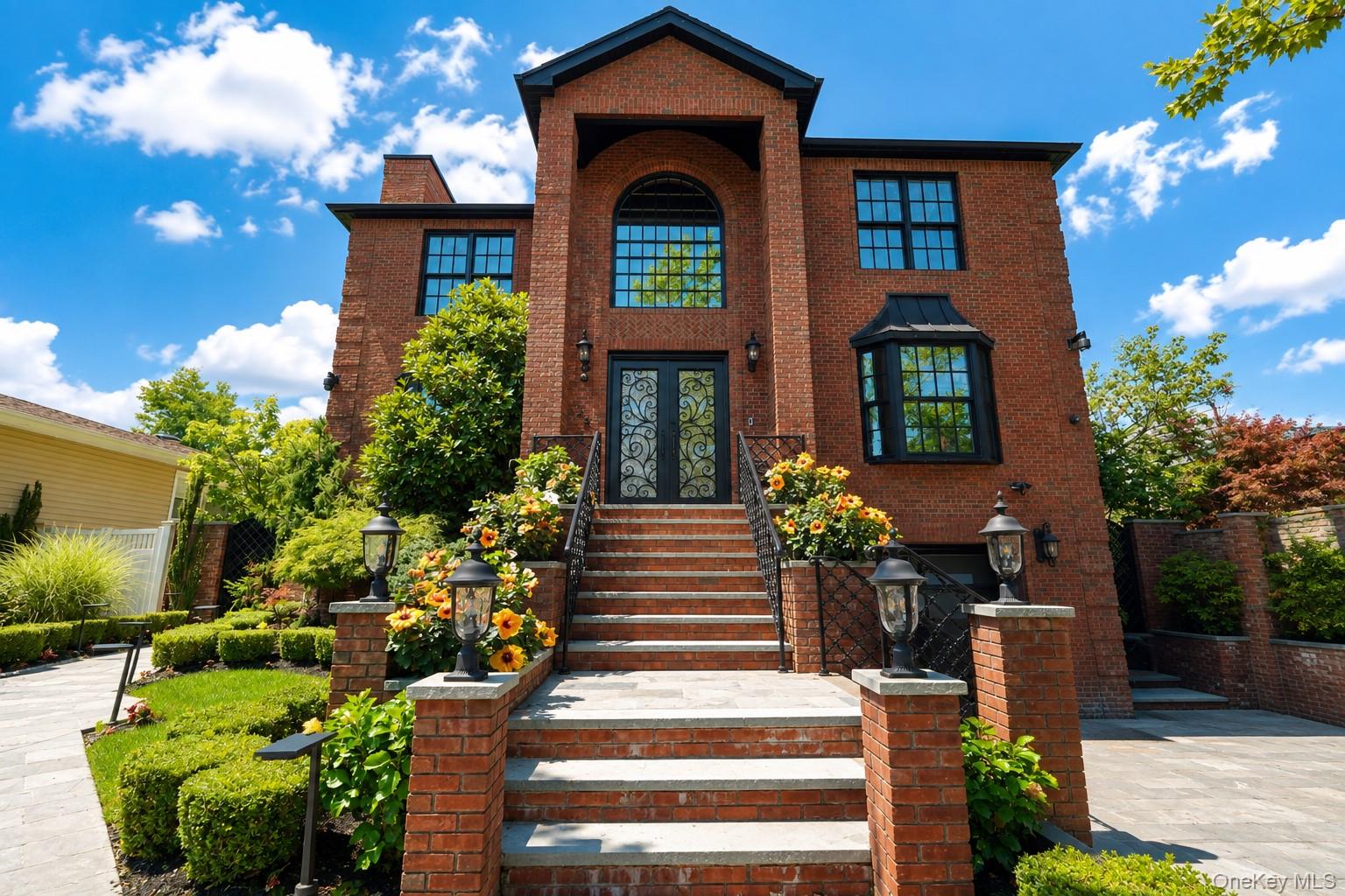 1st image of 28 Durges St, New York, NY 10304 | MLS# 1035710