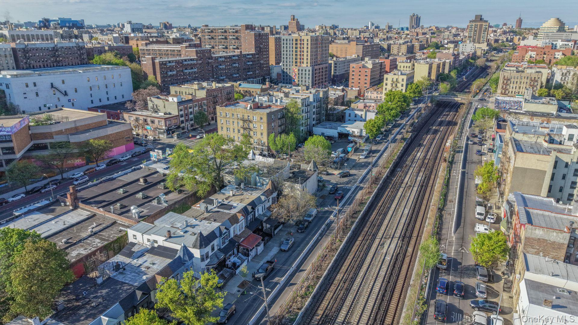 22nd image of 414 E 182nd St, New York, NY 10457 | MLS# 1035712