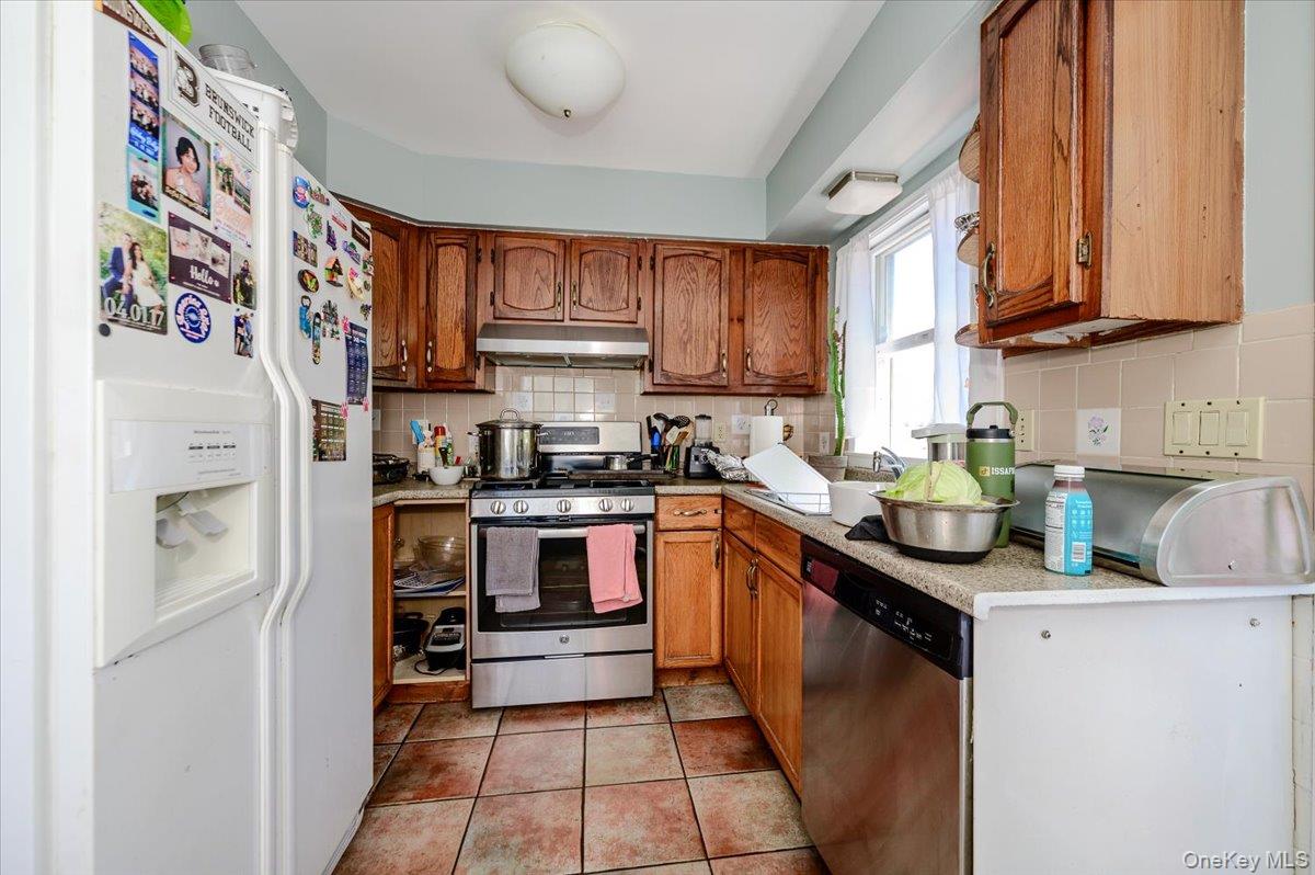 5th image of 6 Angelo Pl, Rye Town, NY 10573 | MLS# 1035737