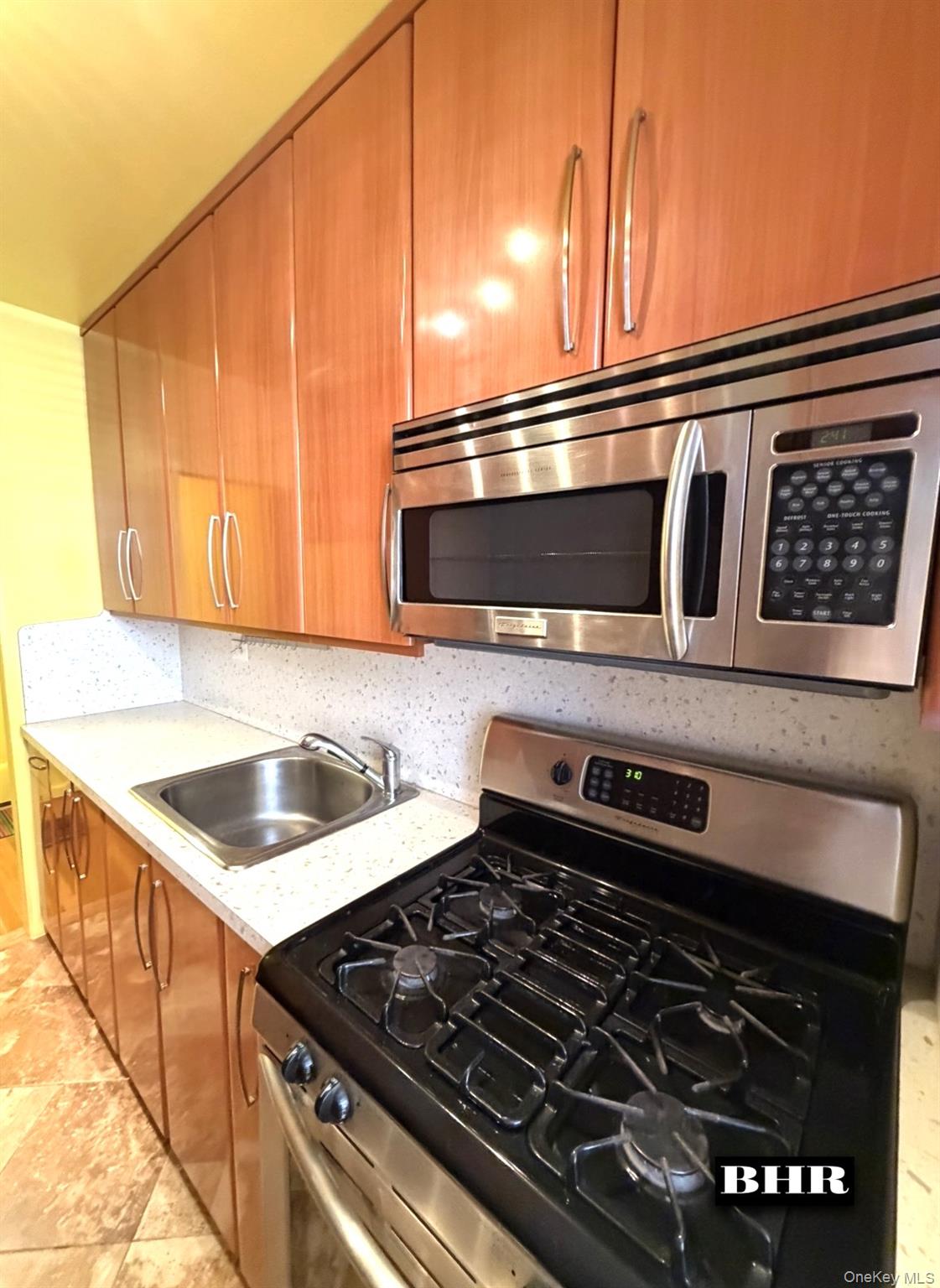 2nd image of 2615 Homecrest Ave #1B, New York, NY 11235 | MLS# 1035738