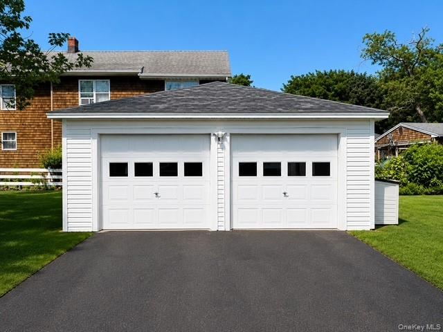 3rd image of 33 Cleveland St, Brookhaven, NY 11772 | MLS# 1035783