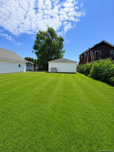 2nd image of 33 Cleveland St, Brookhaven, NY 11772 | MLS# 1035783