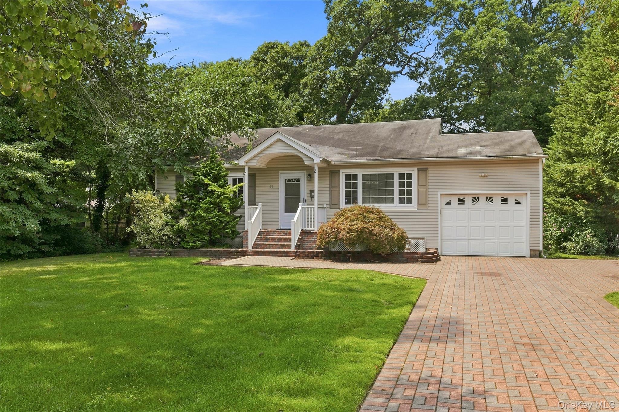 2nd image of 27 S Ketcham Ave, Babylon, NY 11701 | MLS# 1035818