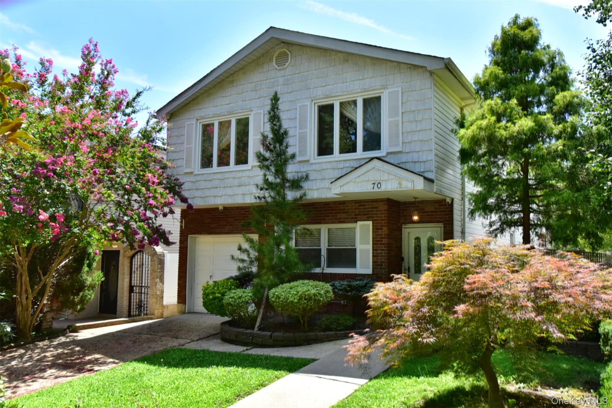 1st image of 70 Grantwood Ave, New York, NY 10312 | MLS# 1035827