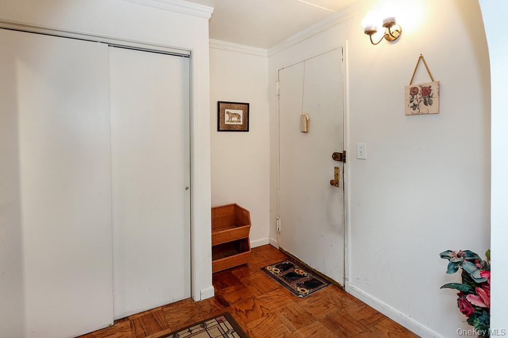 5th image of 100 Clinton Ave, Mineola, NY 11030